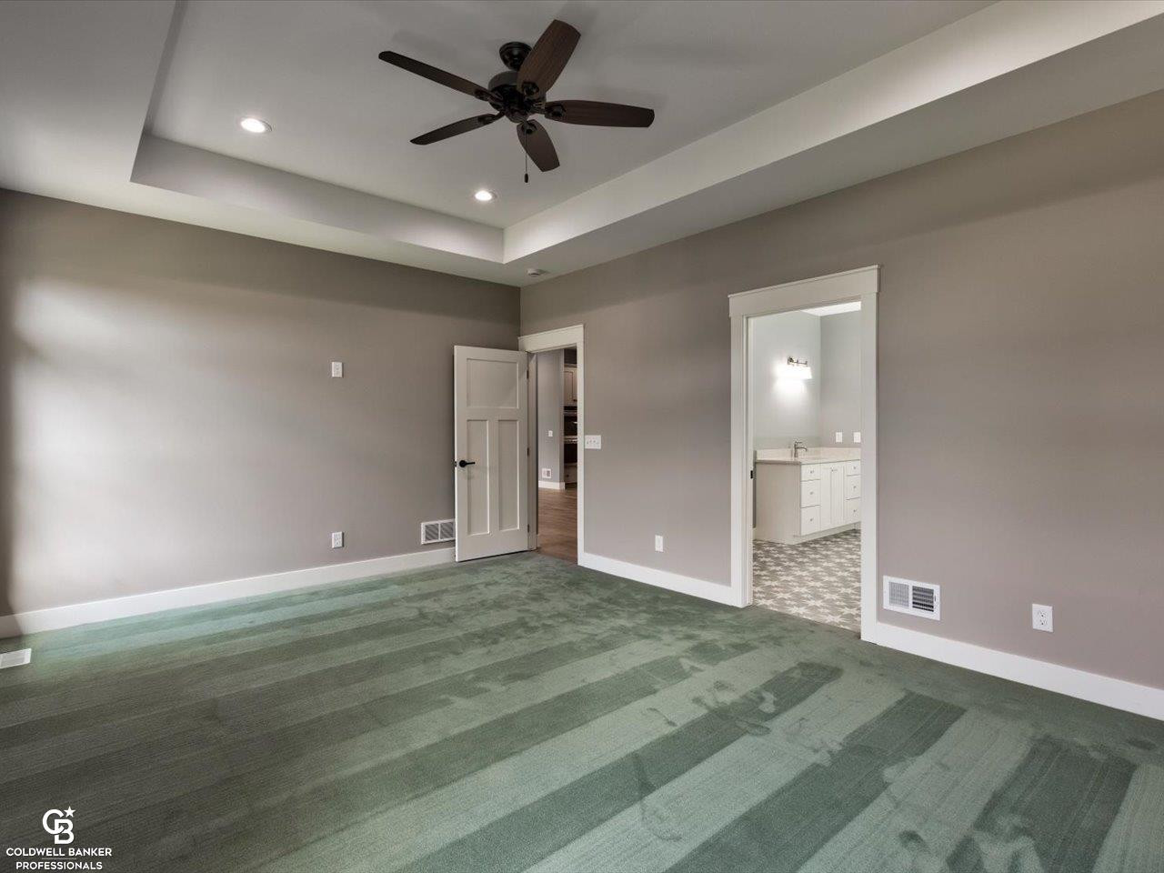 3935 Capital Avenue, MI 48059 — Photo 16