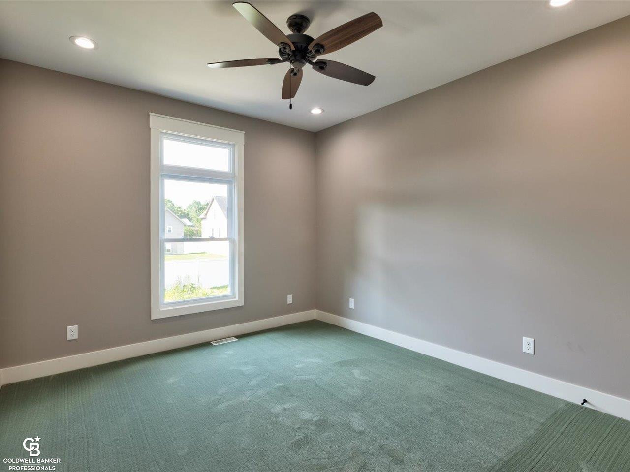 3935 Capital Avenue, MI 48059 — Photo 21