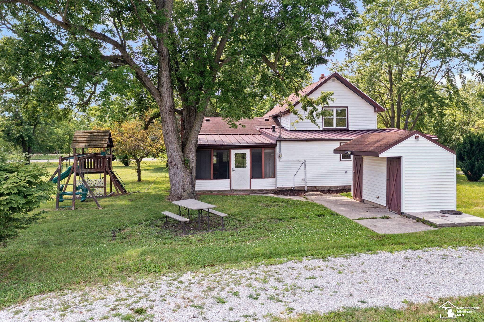 7200 Memorial Highway, MI 49267 — Photo 24