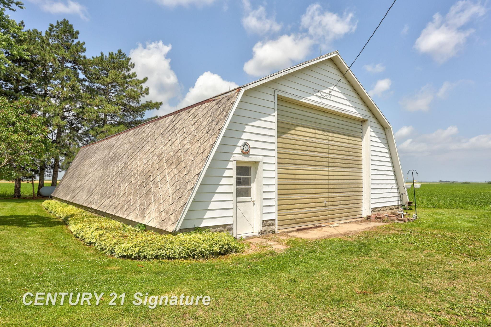 7820 W Darbee Road, MI 48733 — Photo 16