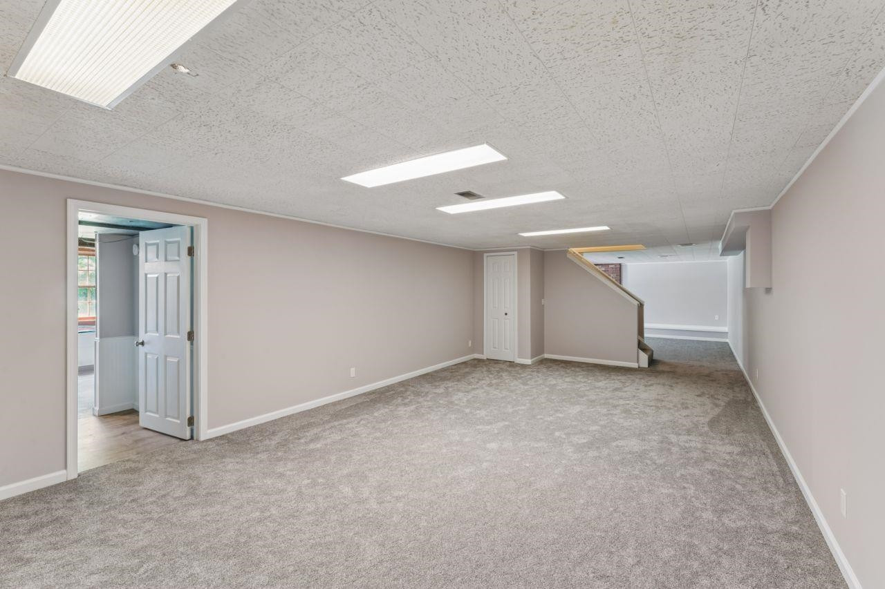 6054 Winged Foot Drive, Grand Blanc, MI 48439 — Photo 33