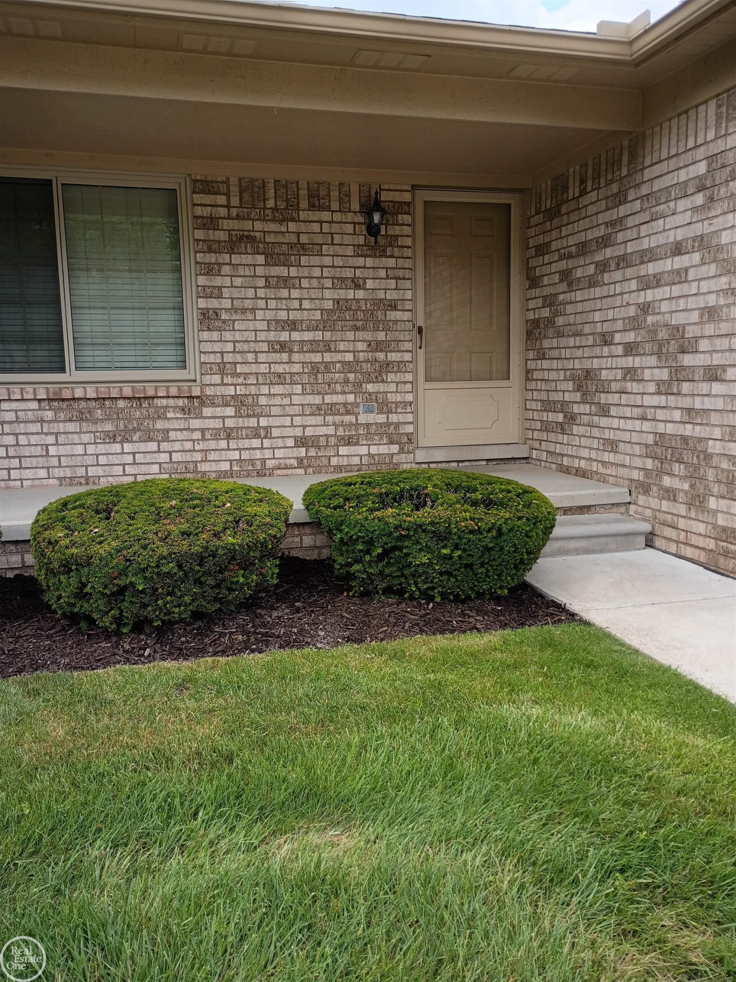 41415 Janet Circle, Clinton Twp, MI 48038 — Photo 20