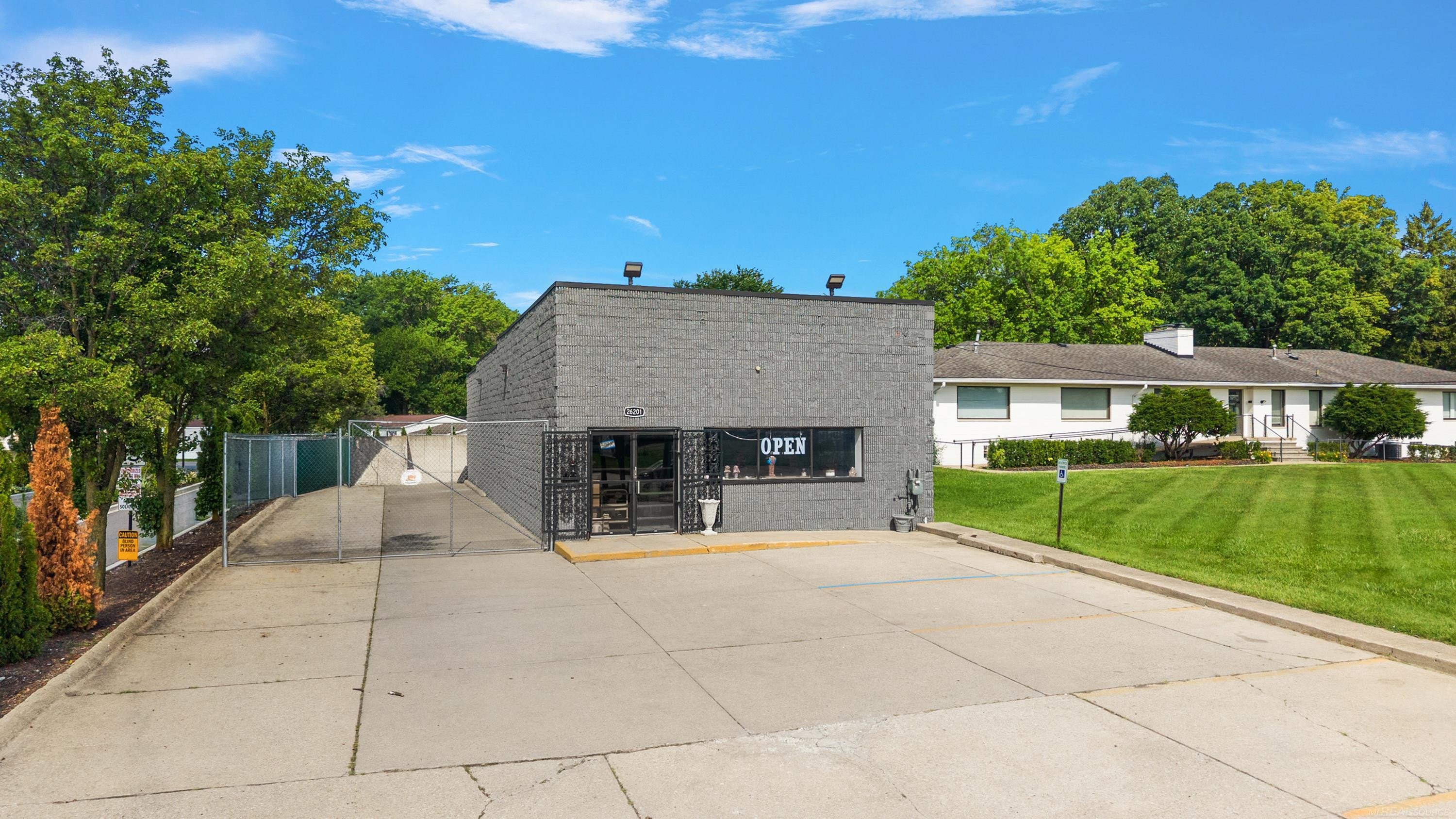 26201 Dequindre Road, MI 48071 — Photo 2