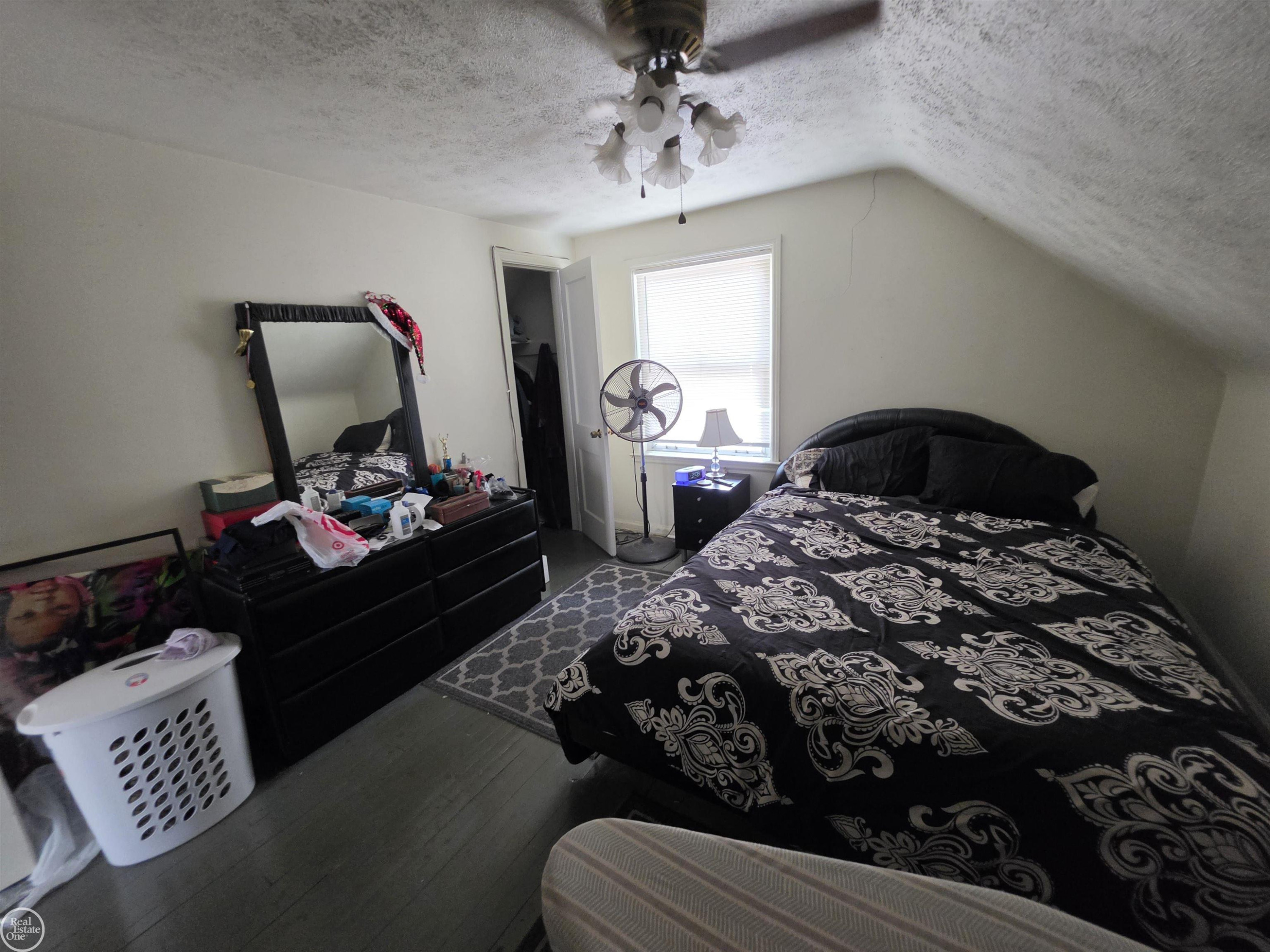 805 E PEARL Avenue, MI 48030 — Photo 10
