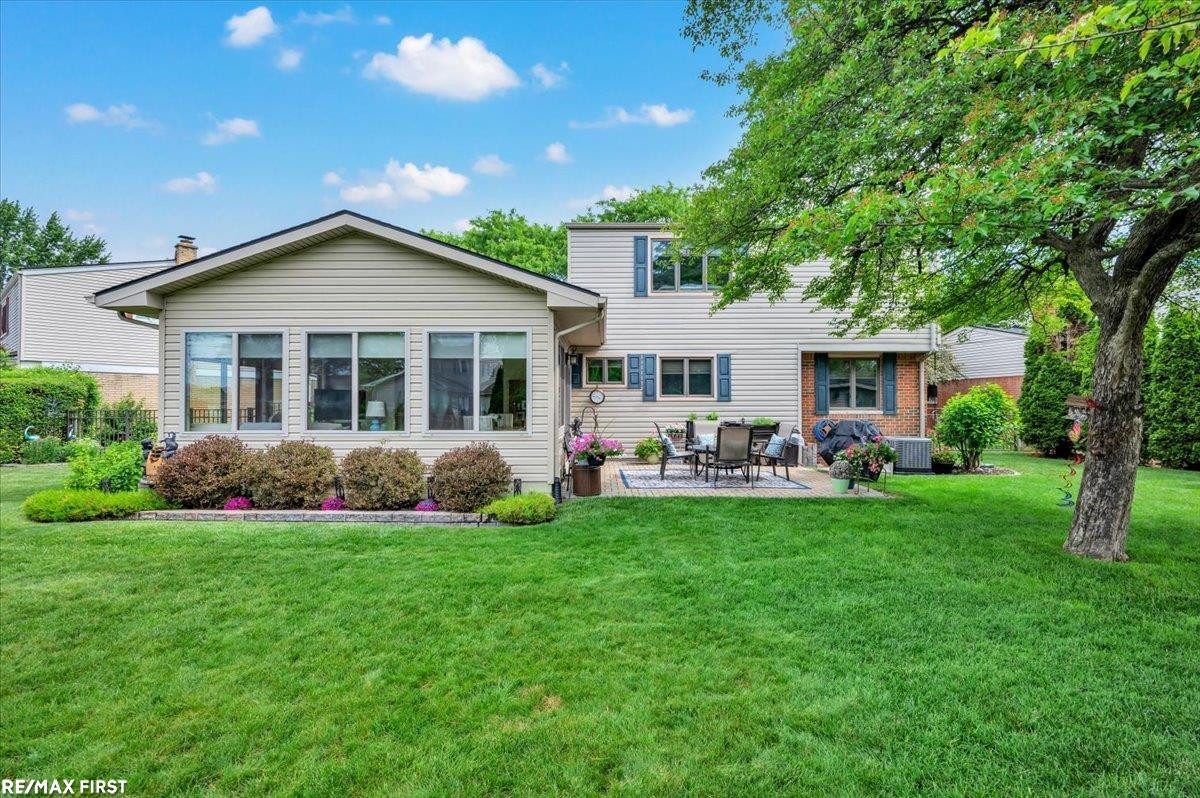 39755 Spitz Drive, Sterling Heights, MI 48313 — Photo 6