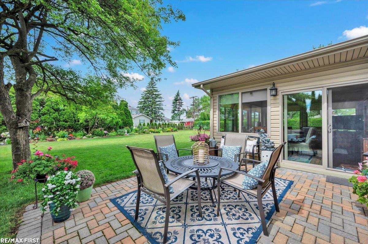 39755 Spitz Drive, Sterling Heights, MI 48313 — Photo 7