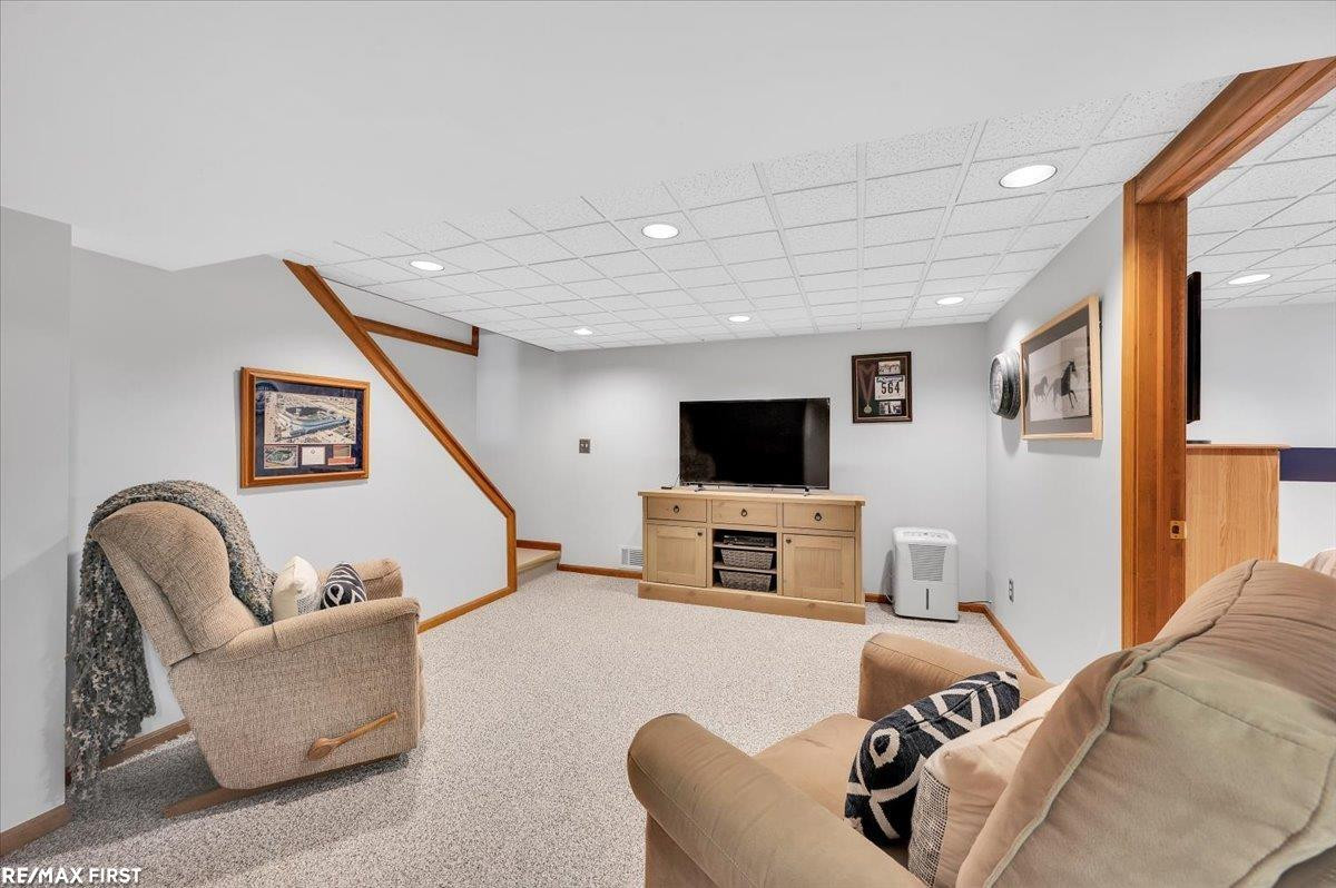 39755 Spitz Drive, Sterling Heights, MI 48313 — Photo 35