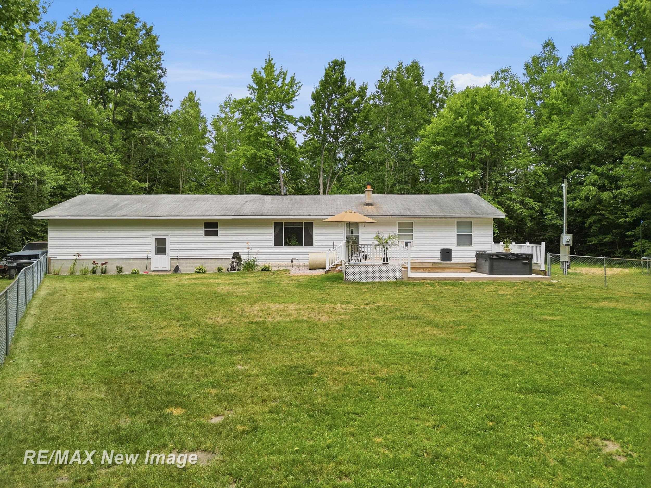 3829 155th Avenue, Hersey, MI 49639 — Photo 28