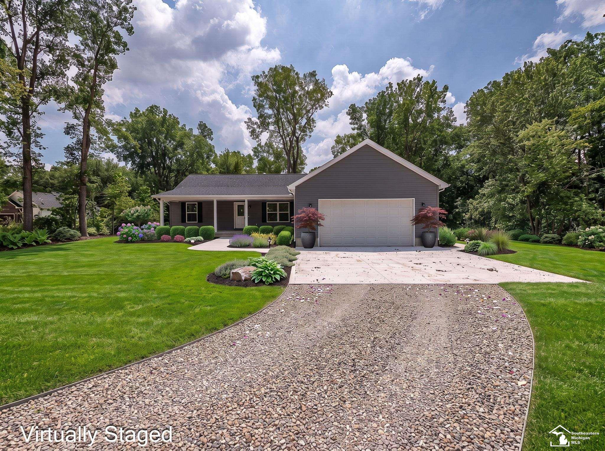 3901 Kane Road, Carleton, MI 48117