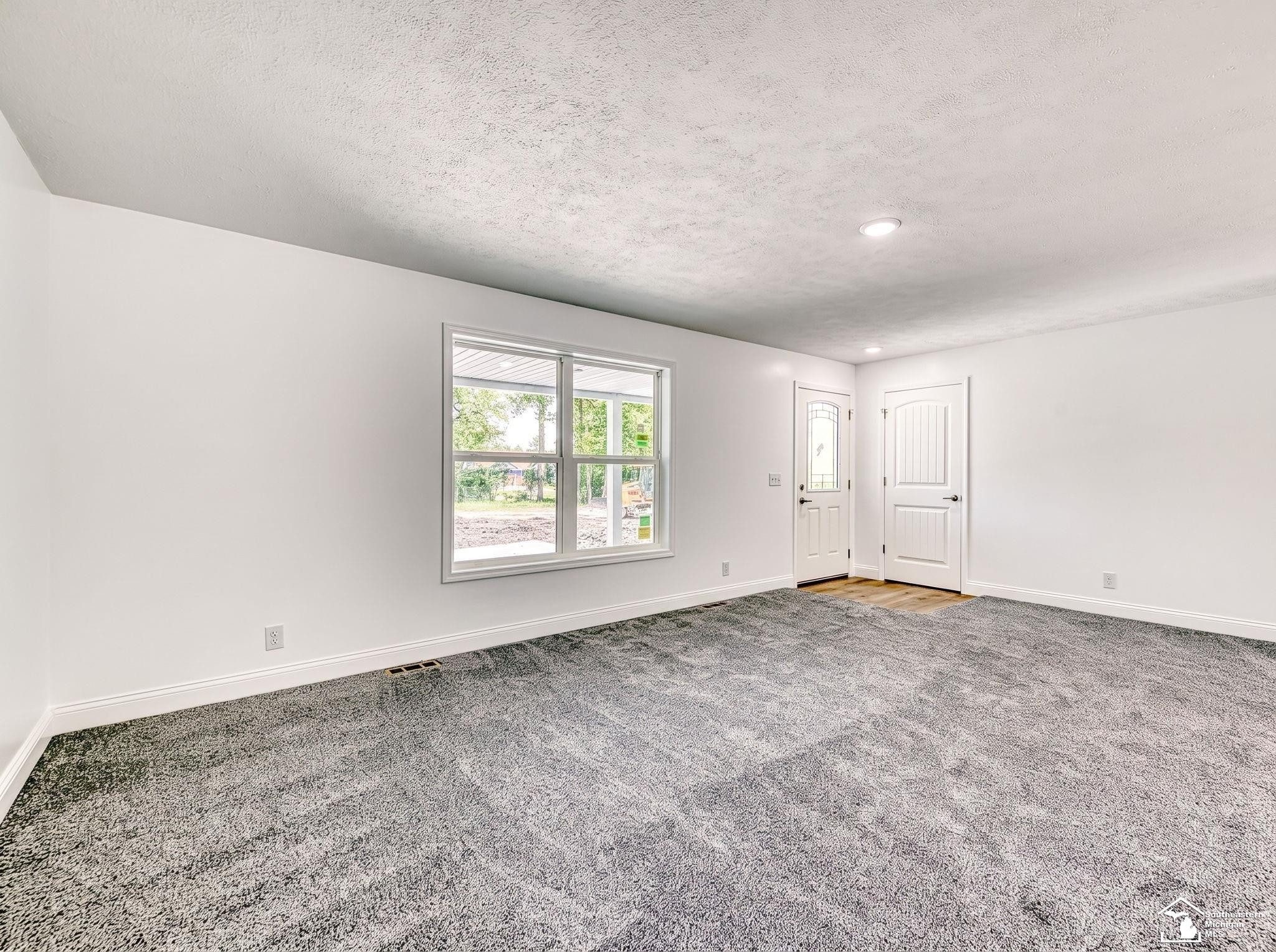 3901 Kane Road, Carleton, MI 48117 — Photo 6