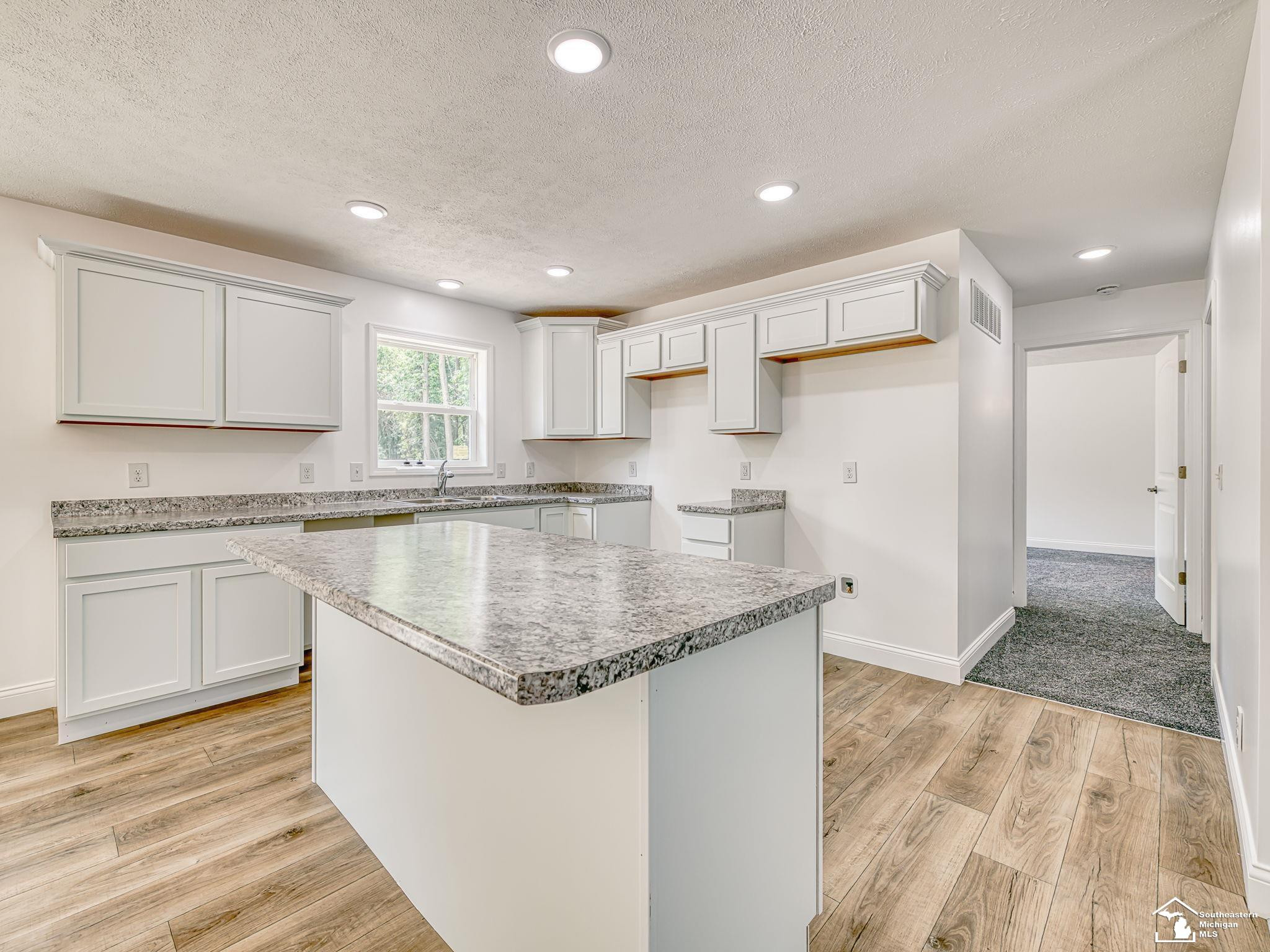 3901 Kane Road, Carleton, MI 48117 — Photo 10