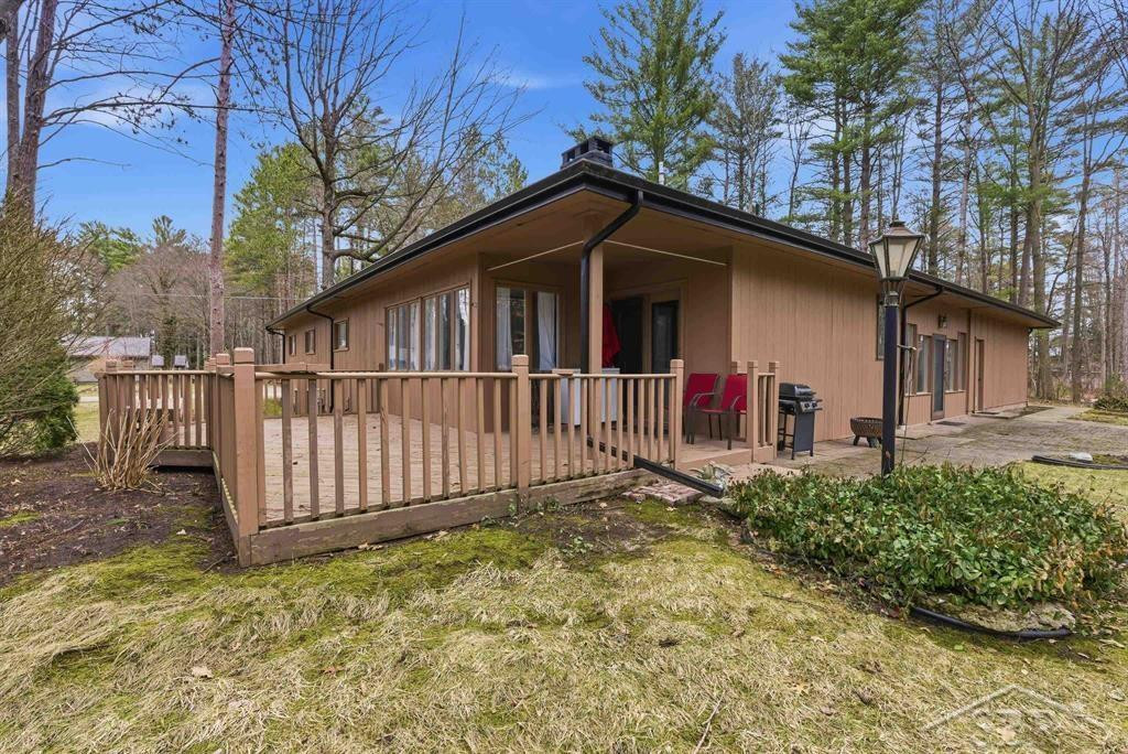 547 W Peterson Drive, Sanford, MI 48657 — Photo 35