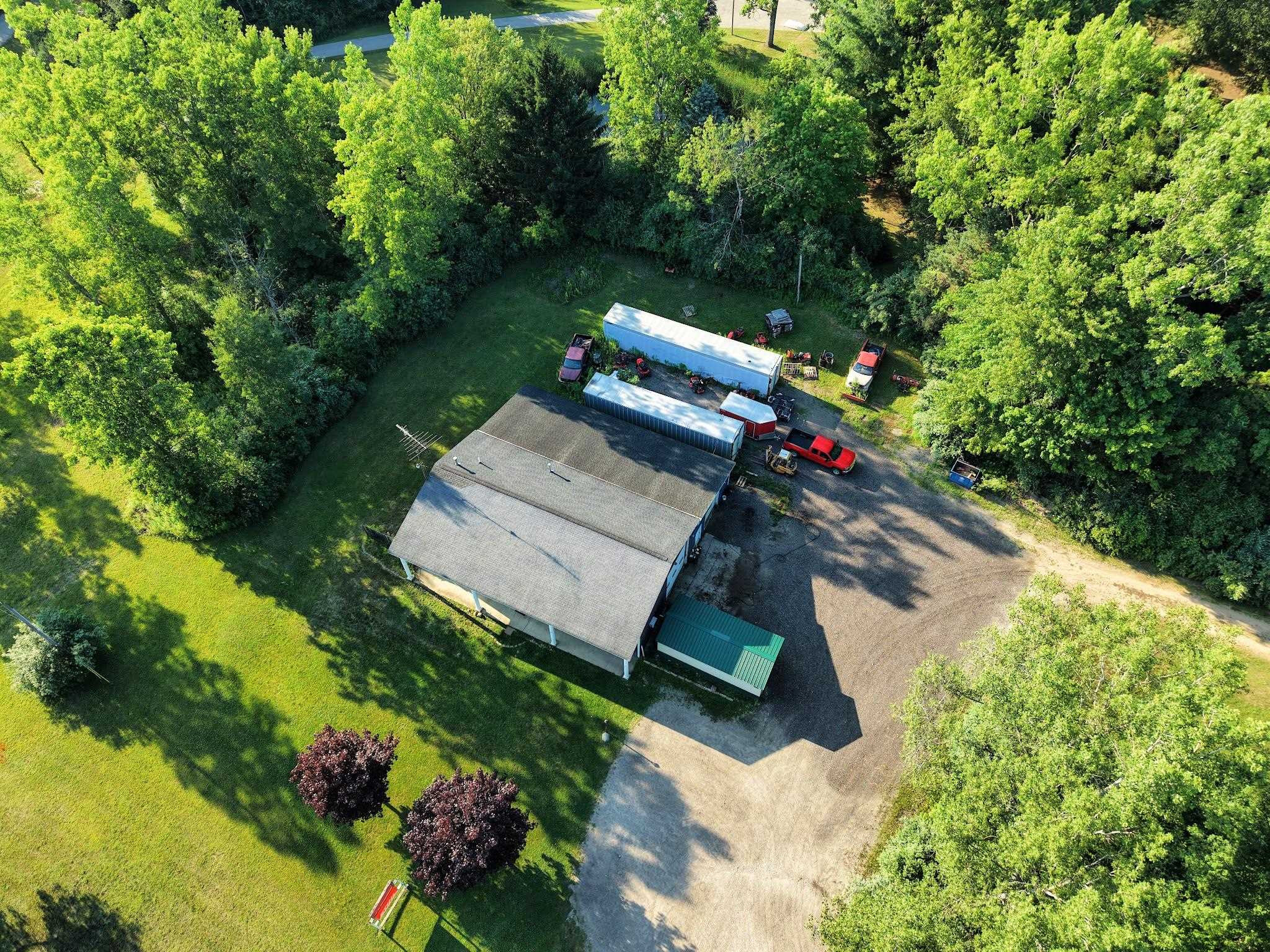 9112 W Mt. Morris Road, Flushing, MI 48433 — Photo 3