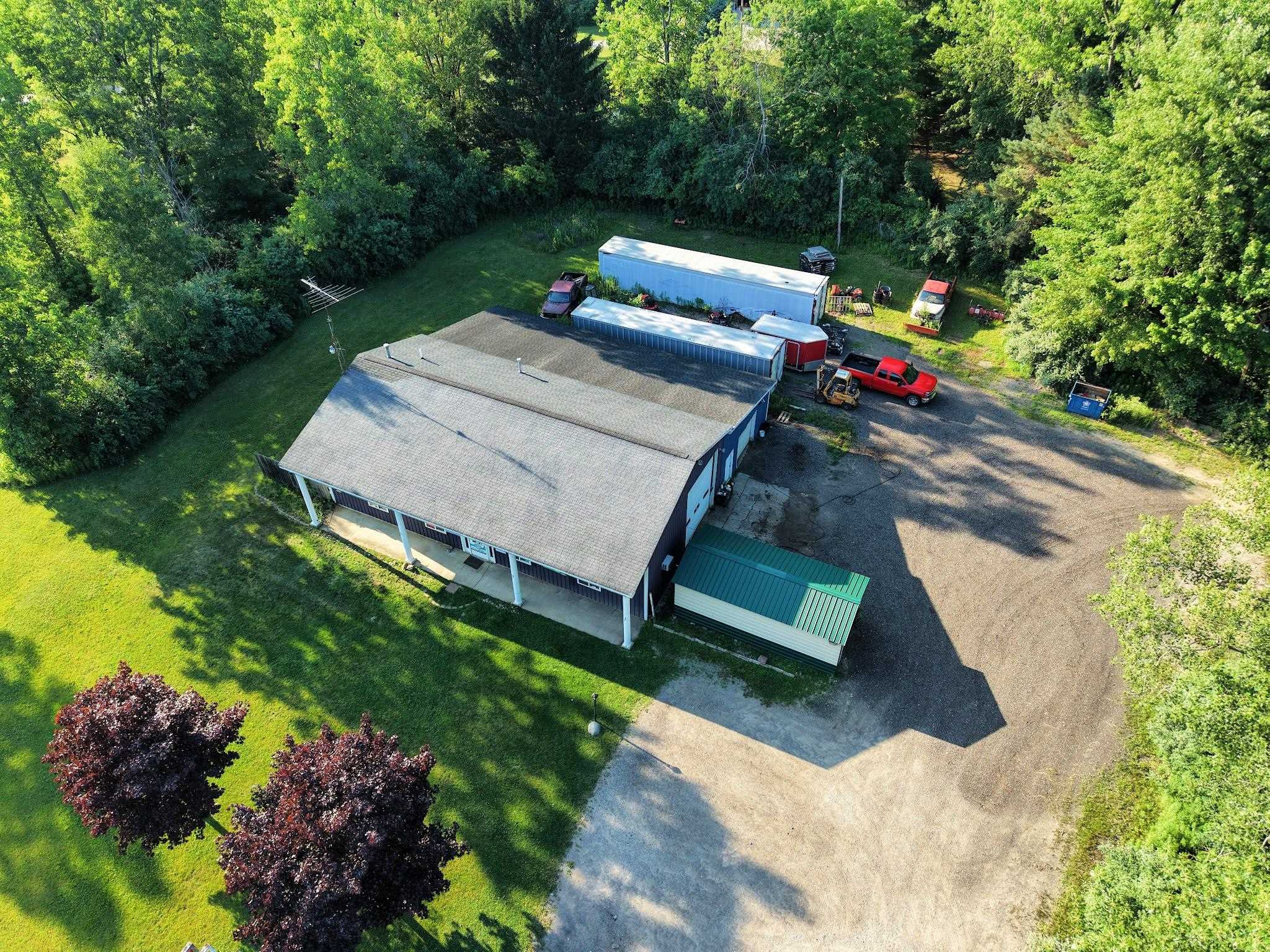 9112 W Mt. Morris Road, Flushing, MI 48433 — Photo 23