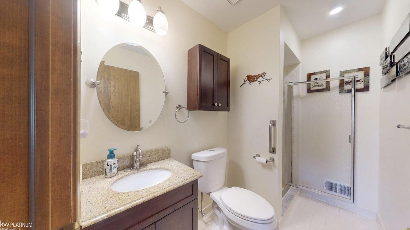 41230 Whispering Oaks Drive, Clinton Twp, MI 48038 — Photo 18