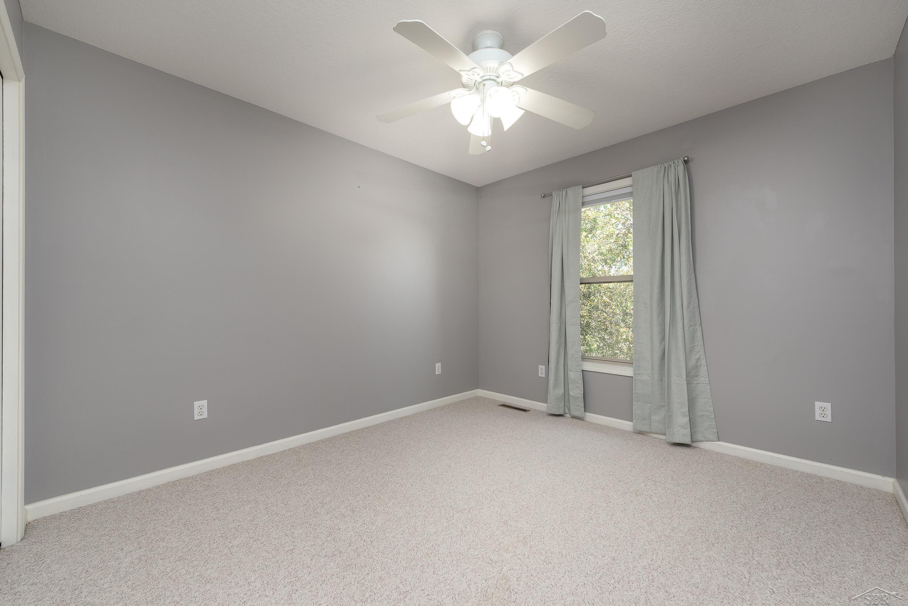 11368 August Lane, Freeland, MI 48623 — Photo 29