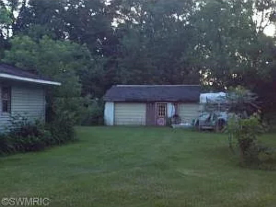 1271 122nd Avenue, Hopkins, MI 49328
