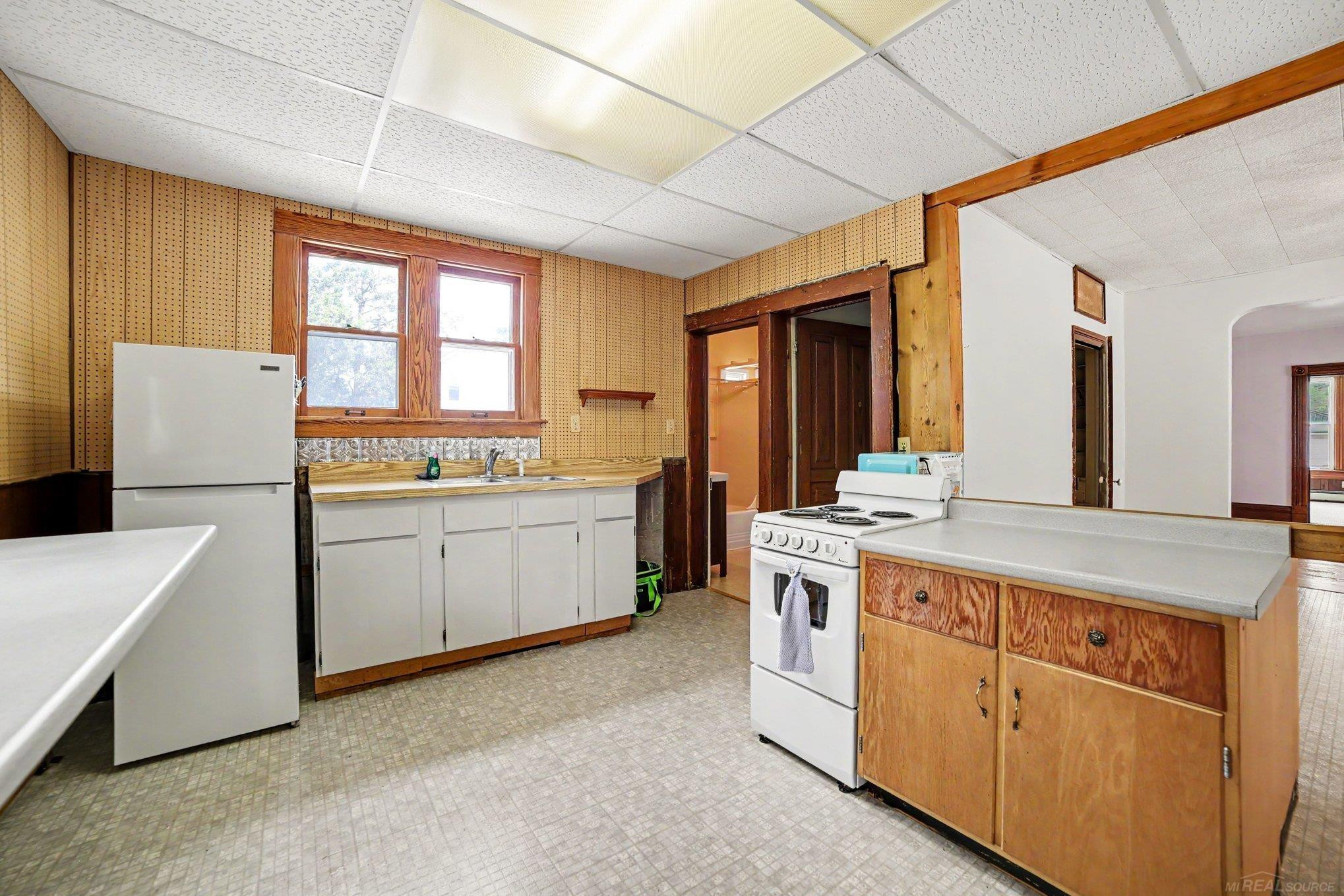 817 Wright Street, Saginaw, MI 48602 — Photo 5