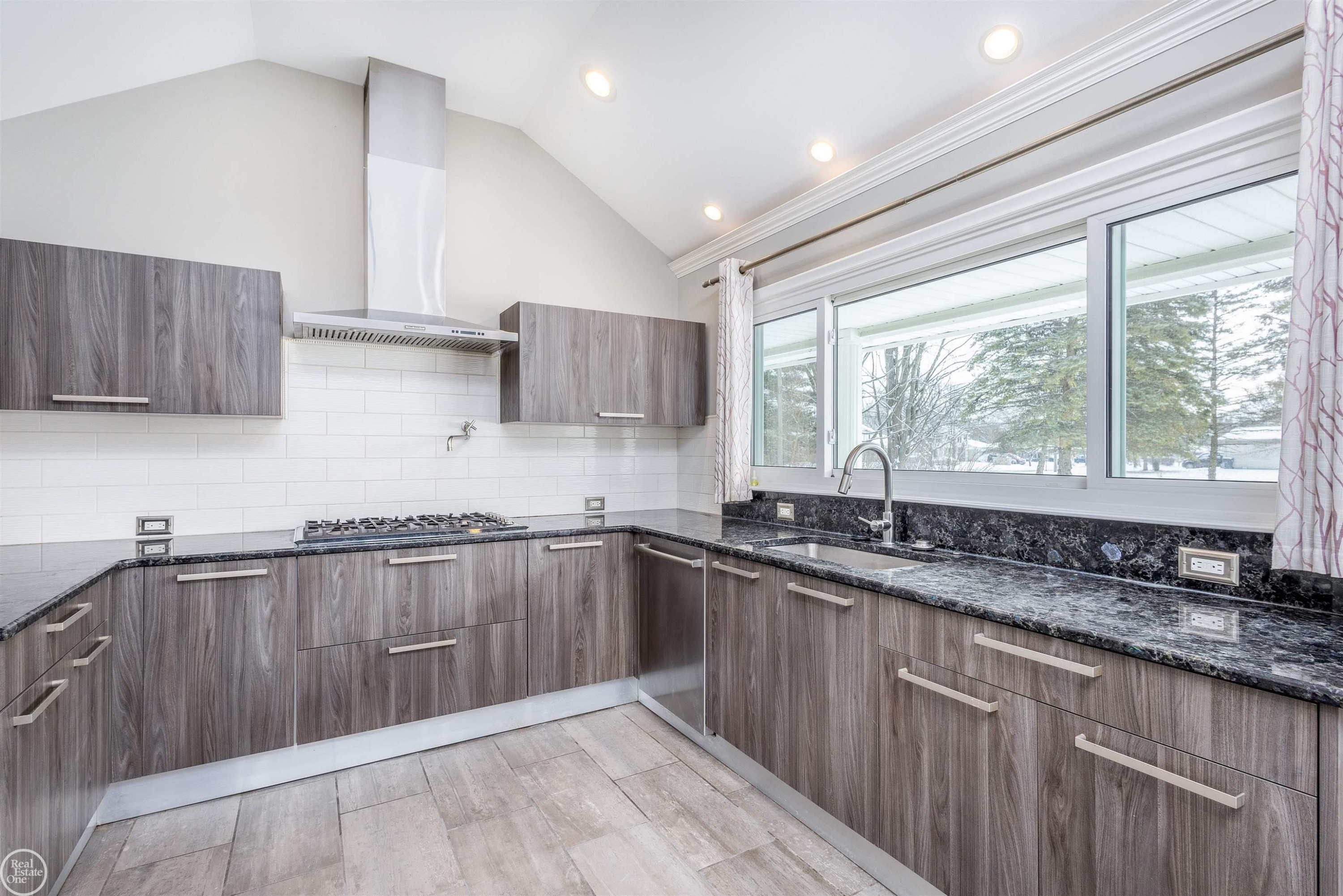 6026 Via Toscana Street, Troy, MI 48085 — Photo 22