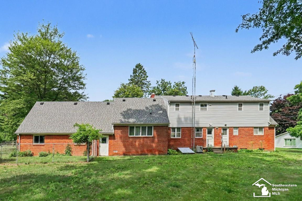 9506 Secor Road, Temperance, MI 48182 — Photo 3