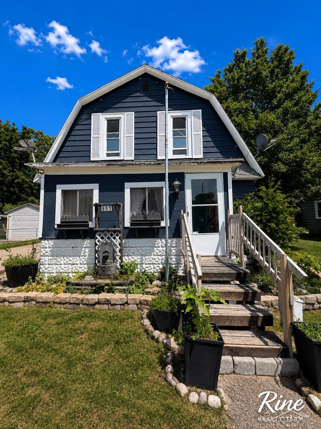 601 S North Street, Otsego, MI 49078 — Photo 3