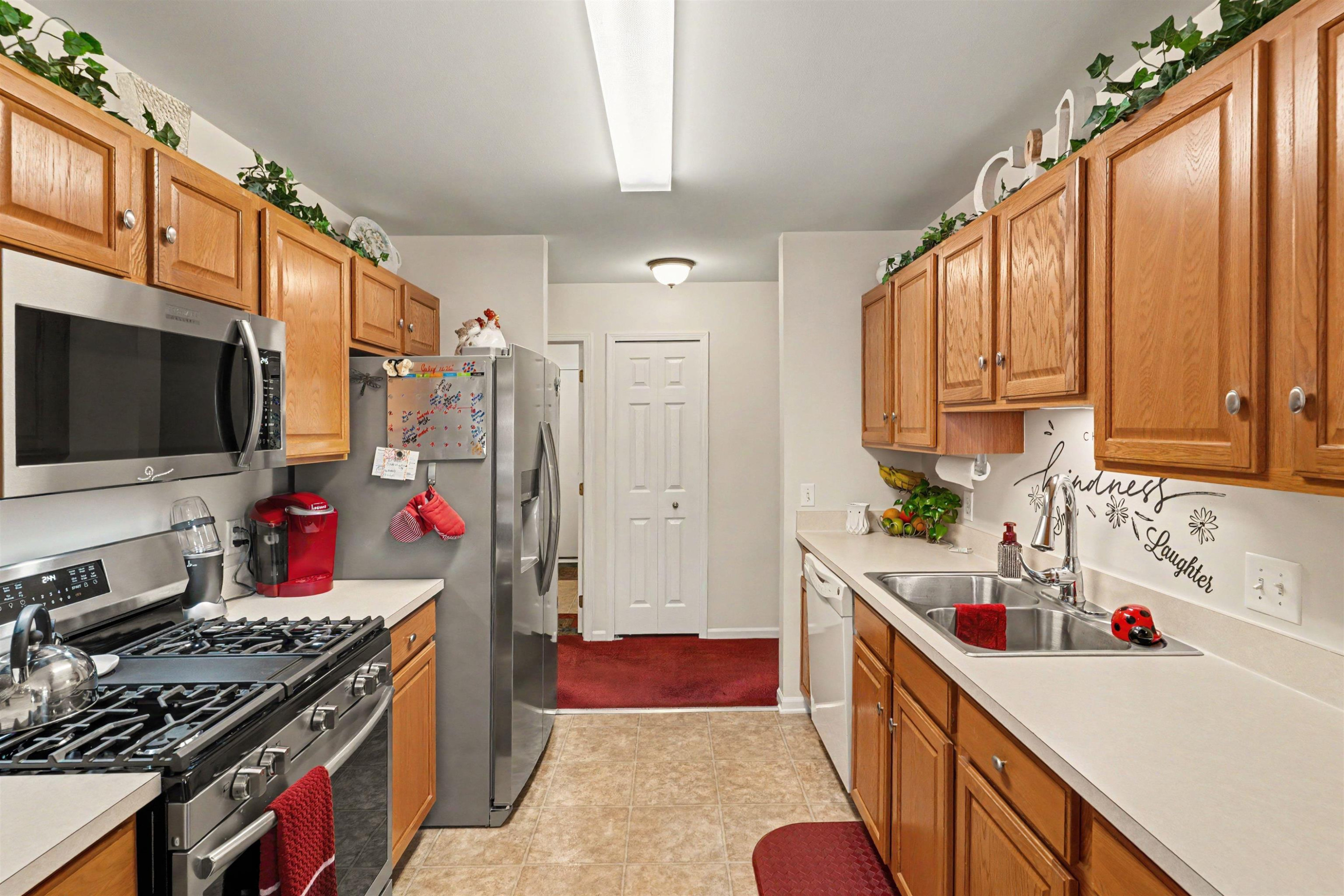 6022 Augusta Court, Grand Blanc, MI 48439 — Photo 6