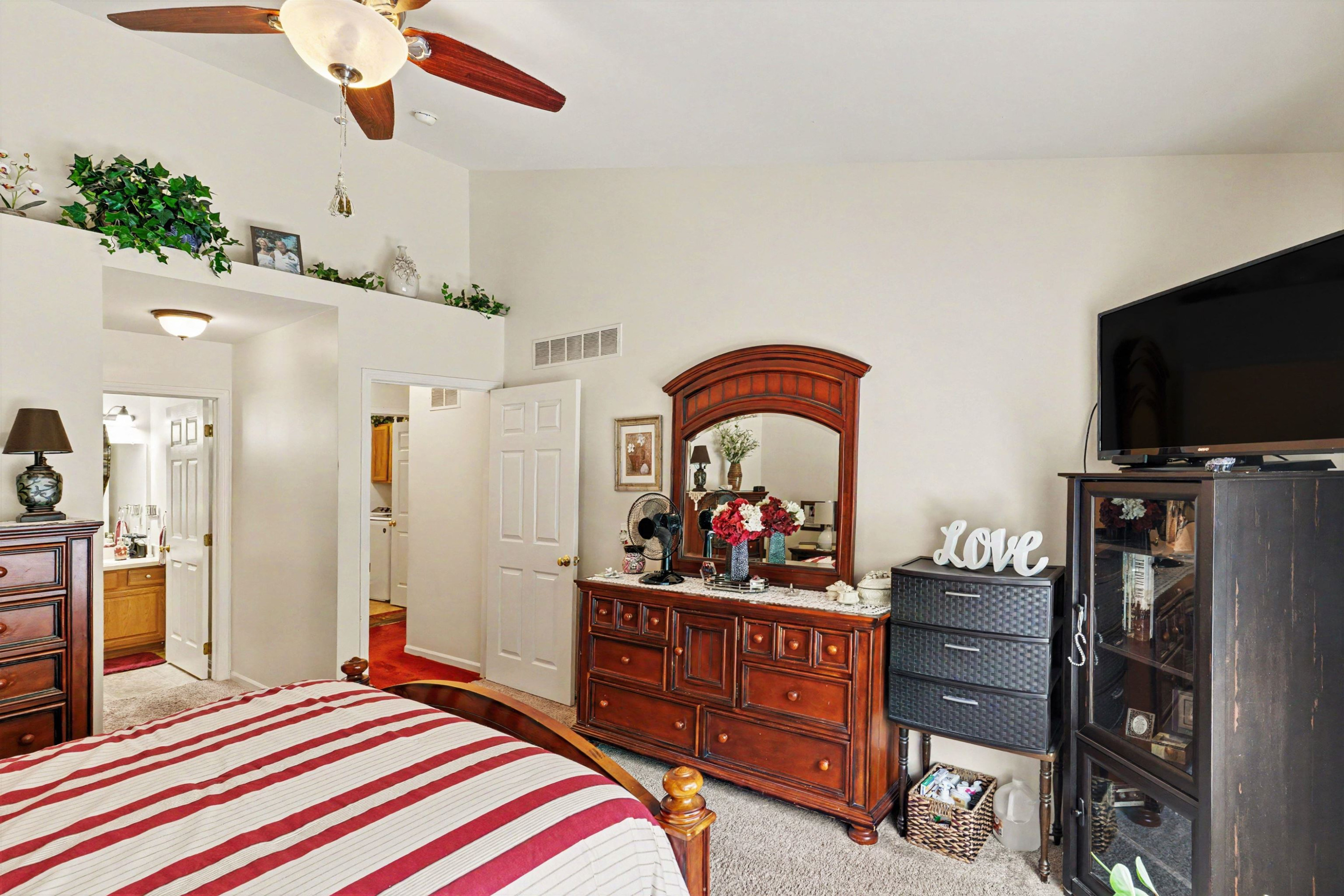 6022 Augusta Court, Grand Blanc, MI 48439 — Photo 8