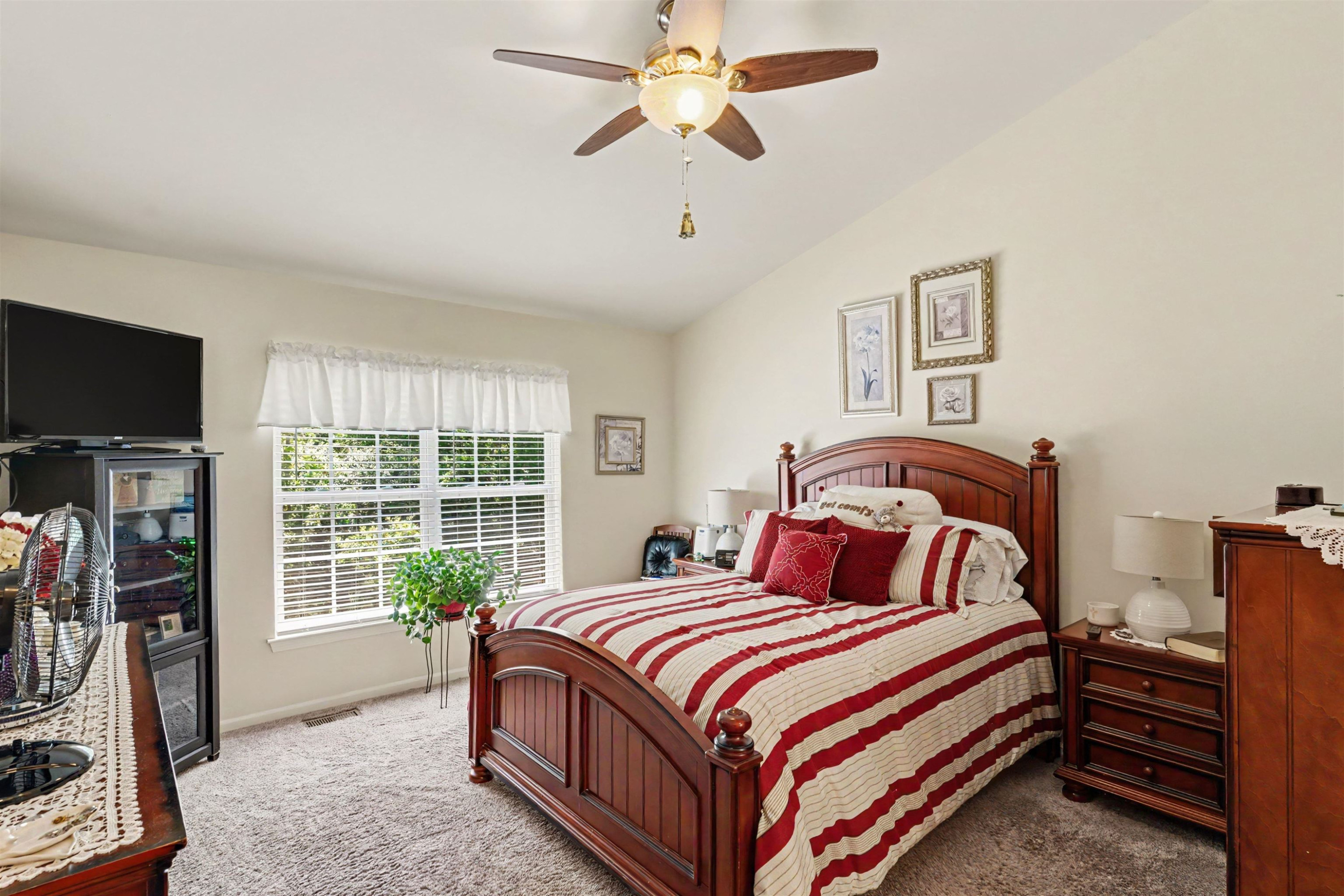 6022 Augusta Court, Grand Blanc, MI 48439 — Photo 9