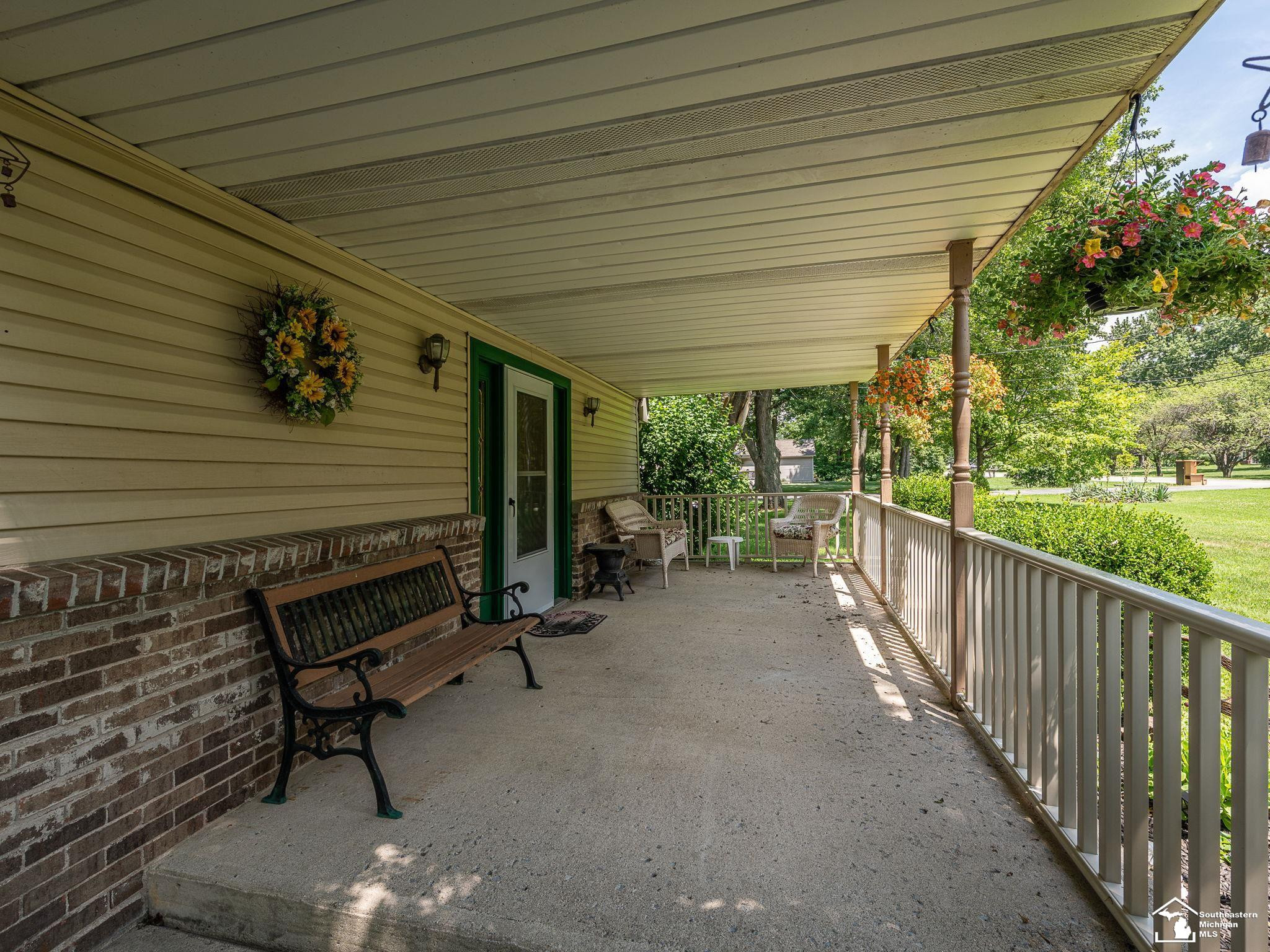 6975 Sarah Street, Temperance, MI 48182 — Photo 3