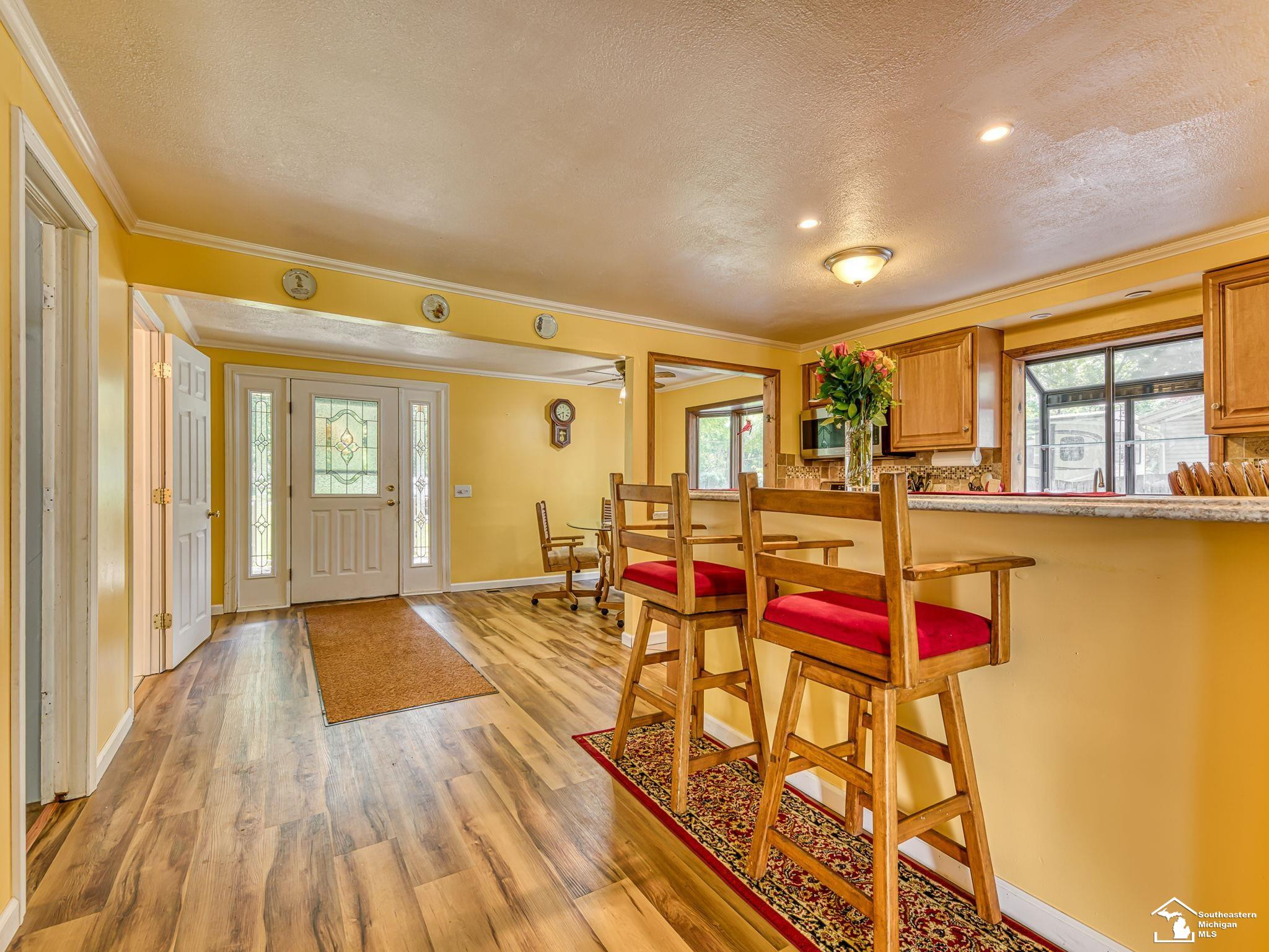 6975 Sarah Street, Temperance, MI 48182 — Photo 8