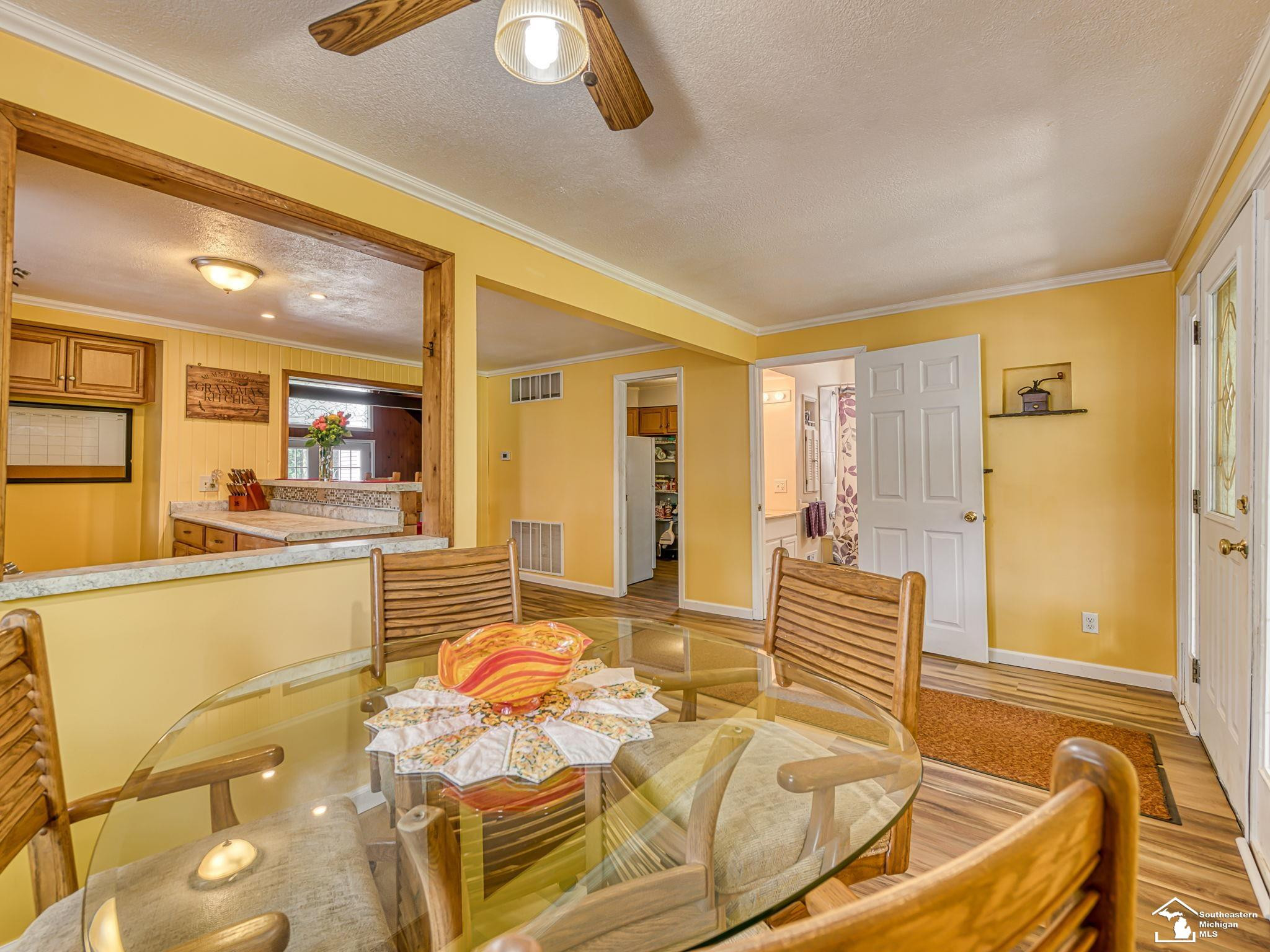 6975 Sarah Street, Temperance, MI 48182 — Photo 9