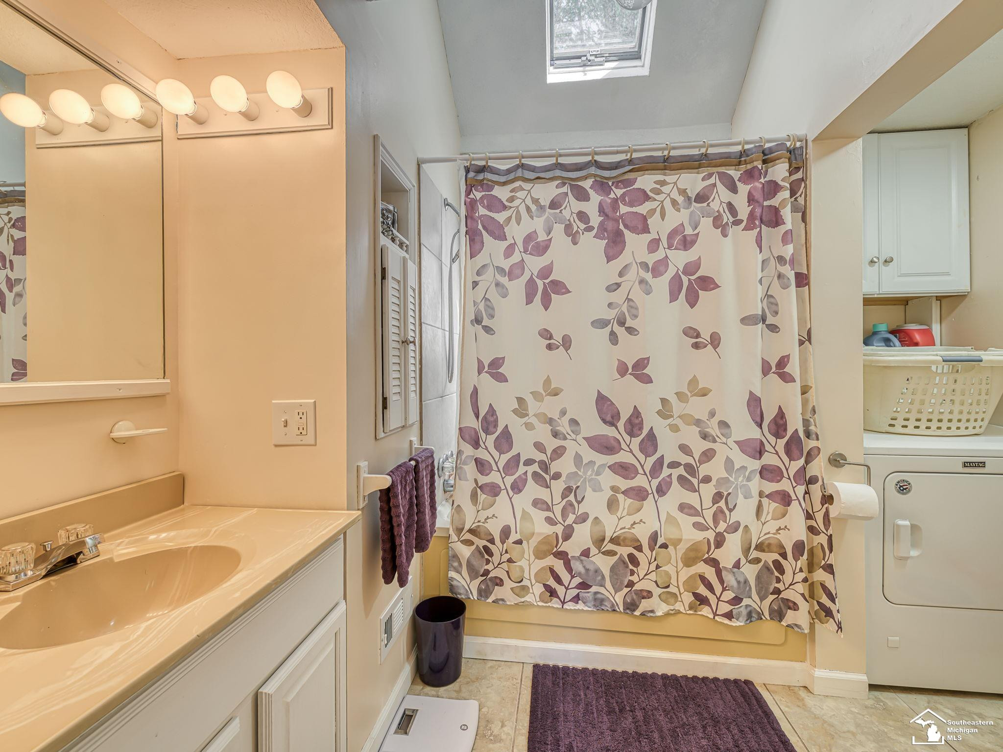 6975 Sarah Street, Temperance, MI 48182 — Photo 11