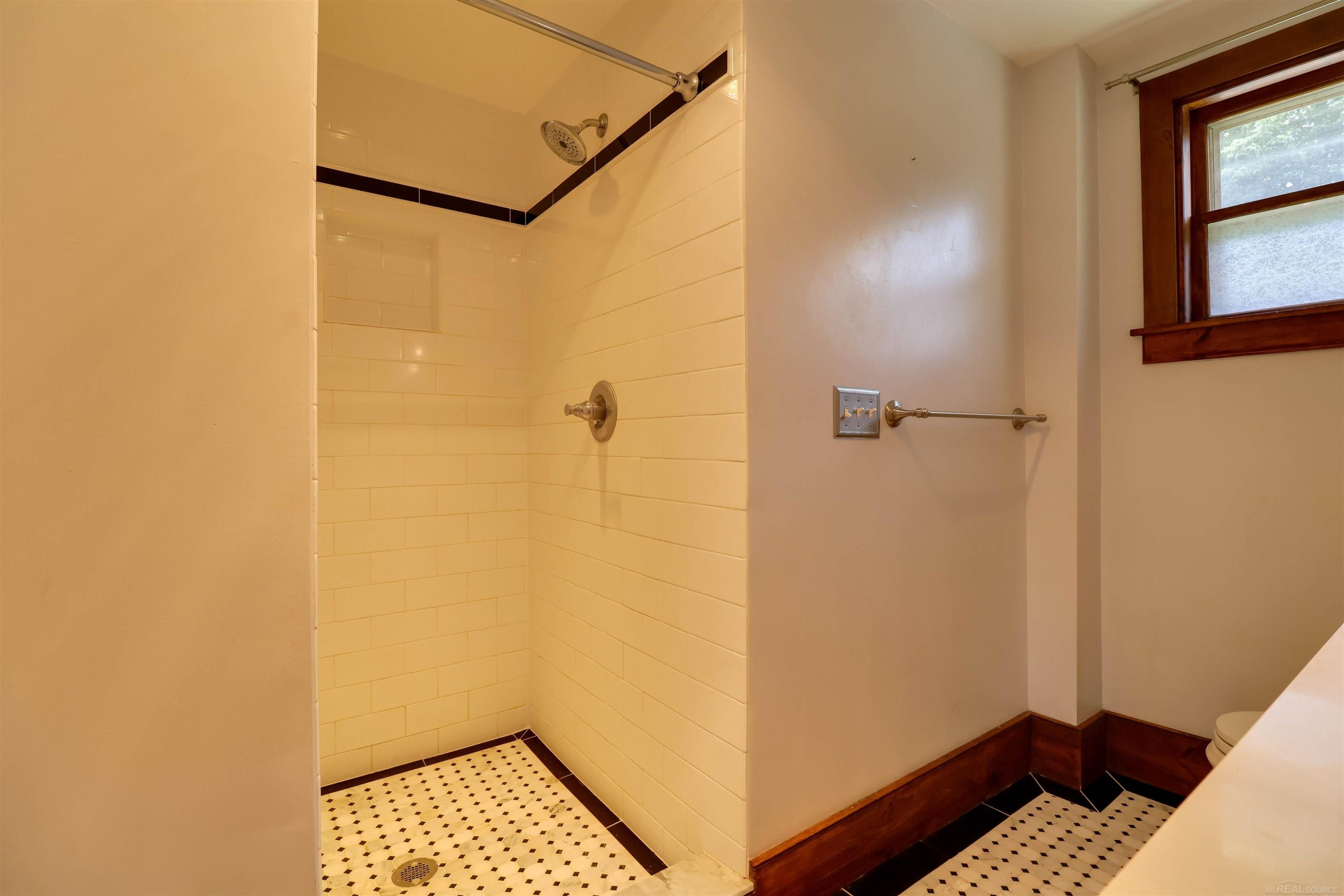 127 Benjamin Street, MI 48065 — Photo 17