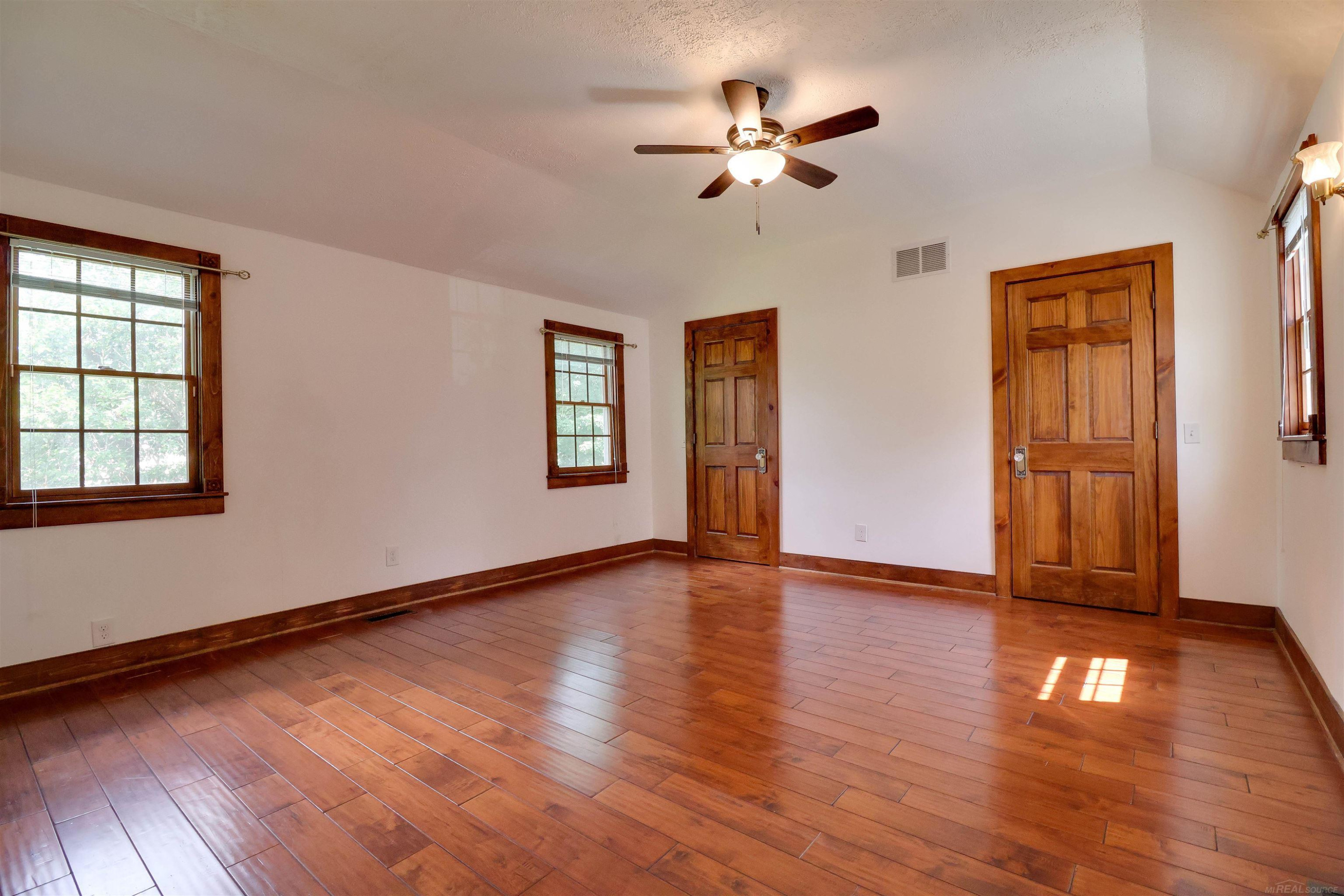 127 Benjamin Street, MI 48065 — Photo 23