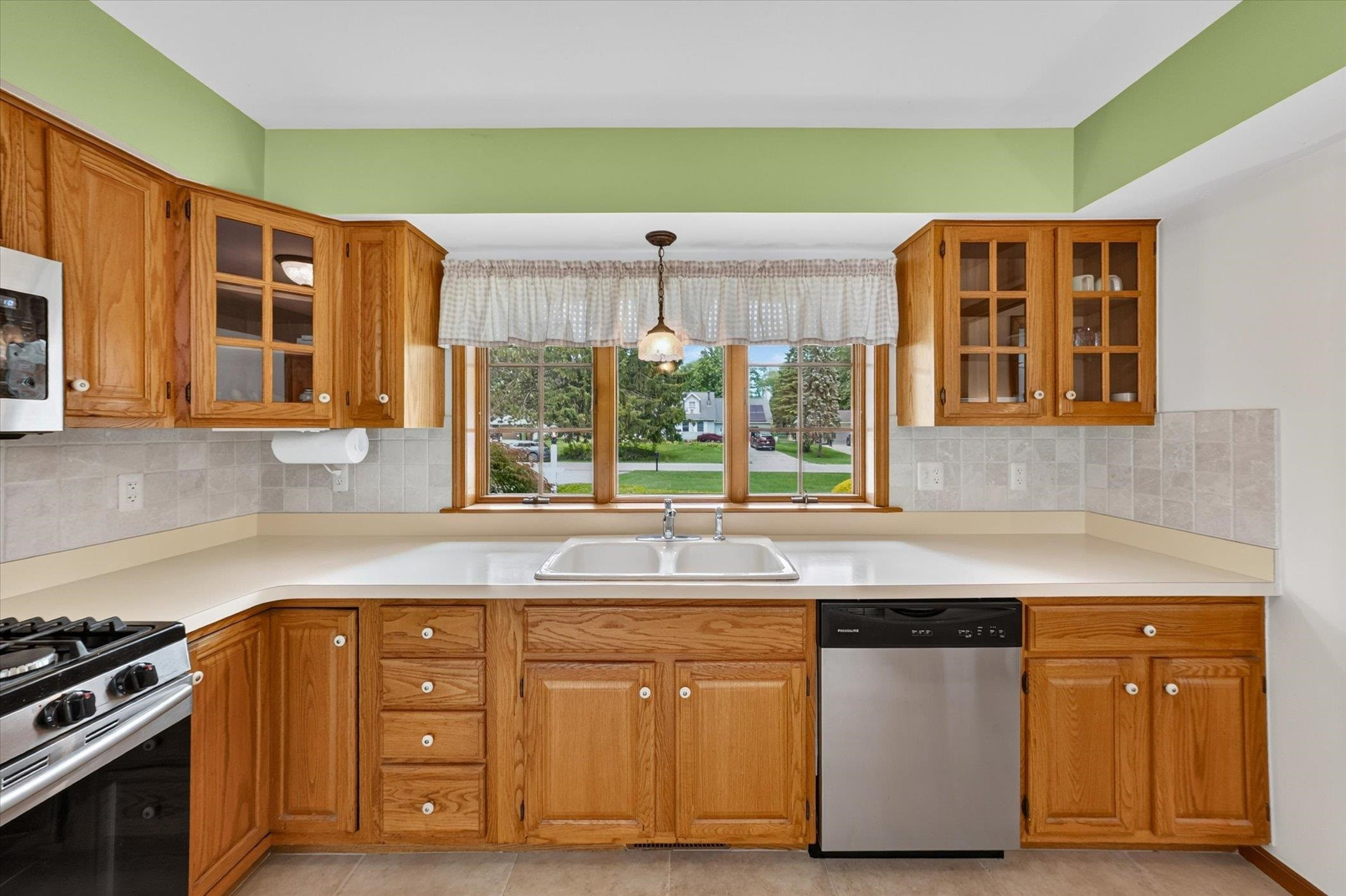 8800 Mary Ann Avenue, Shelby Twp, MI 48317 — Photo 16