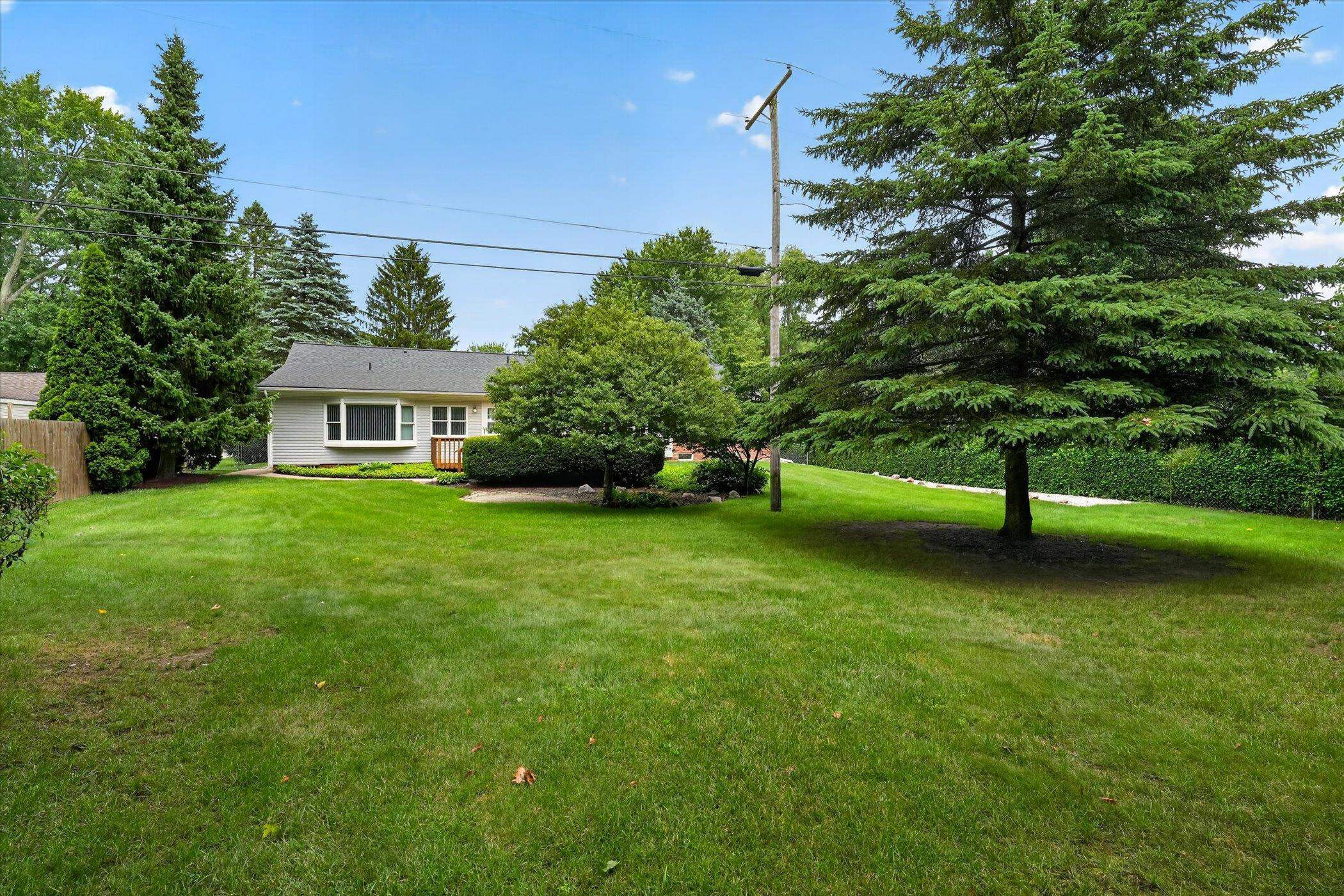 8800 Mary Ann Avenue, Shelby Twp, MI 48317 — Photo 43