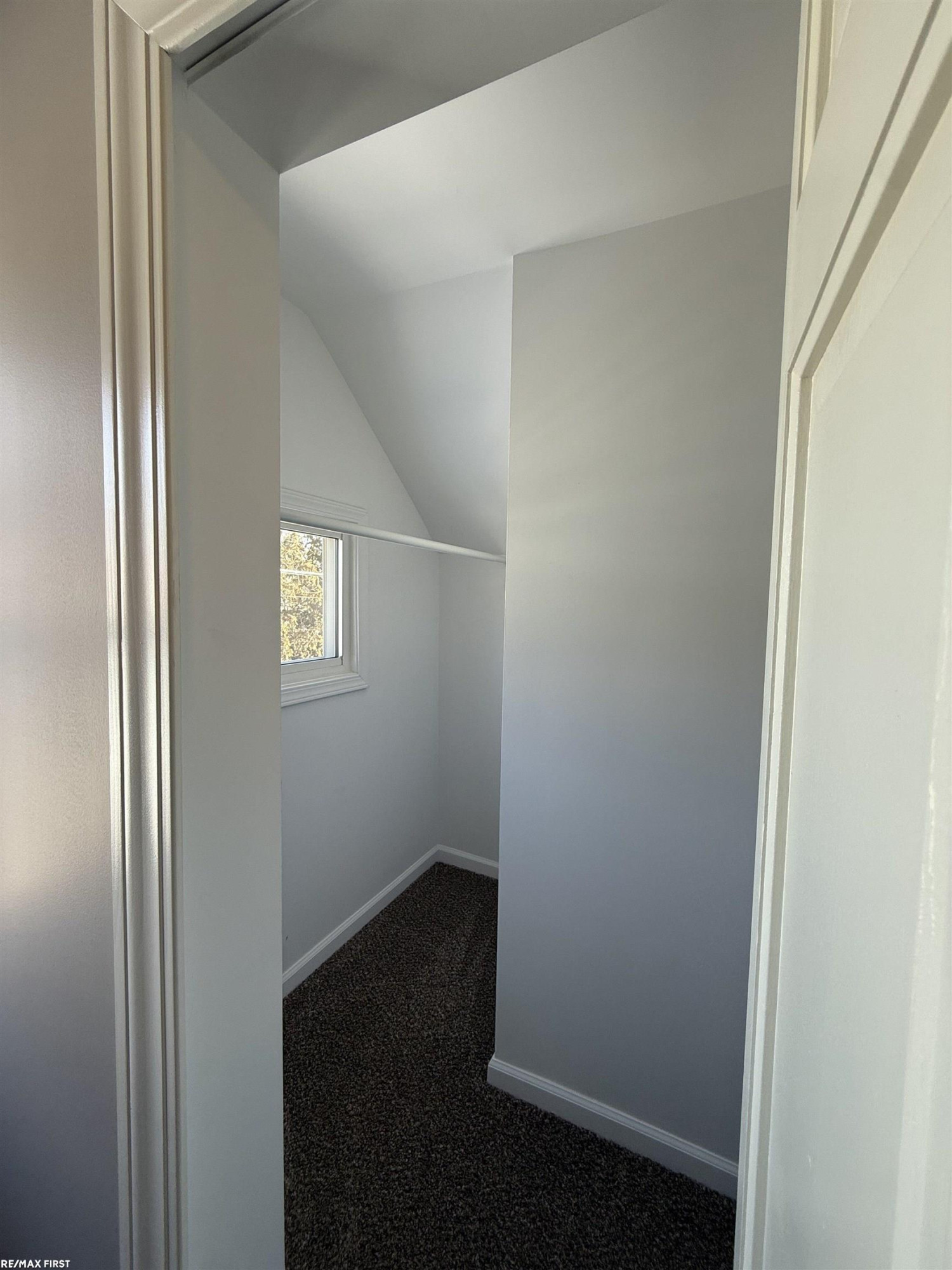 727 13th Street, Port Huron, MI 48060 — Photo 12
