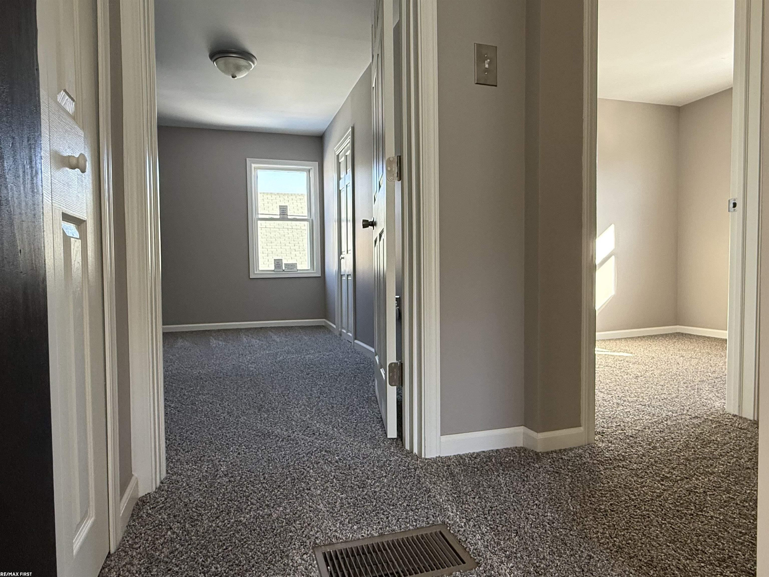 727 13th Street, Port Huron, MI 48060 — Photo 23