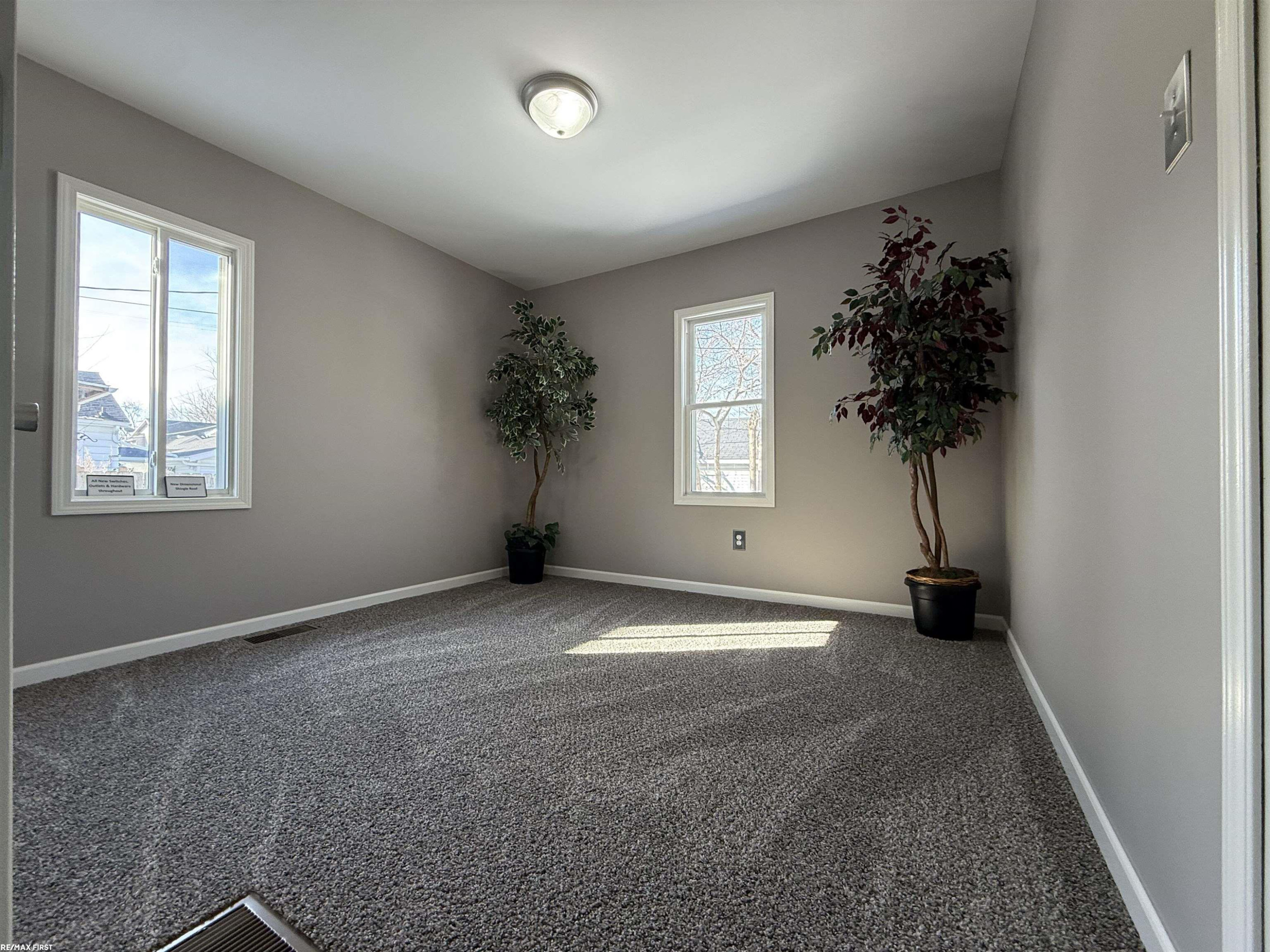 727 13th Street, Port Huron, MI 48060 — Photo 28