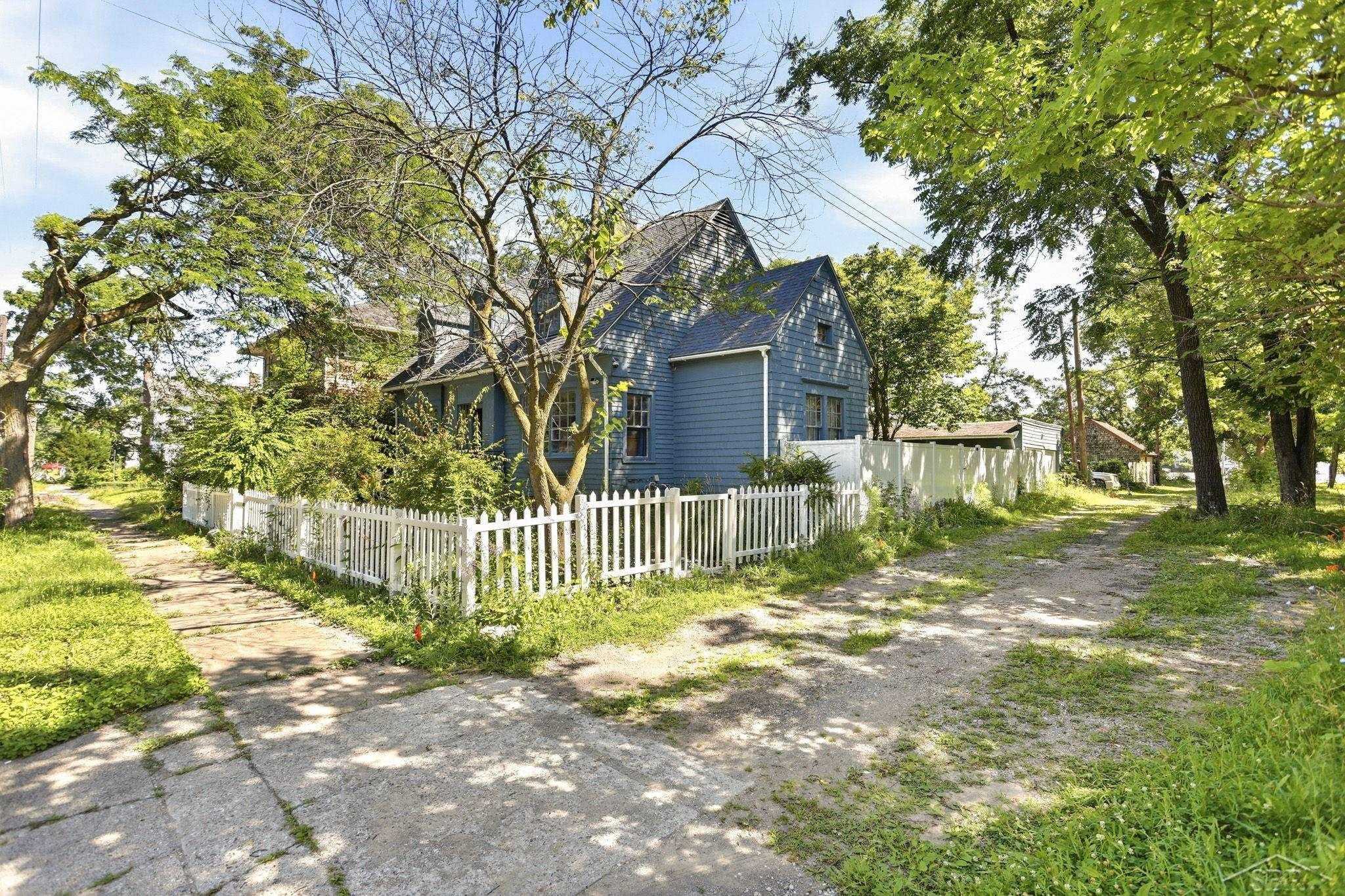 614 Madison Street, Saginaw, MI 48602 — Photo 5