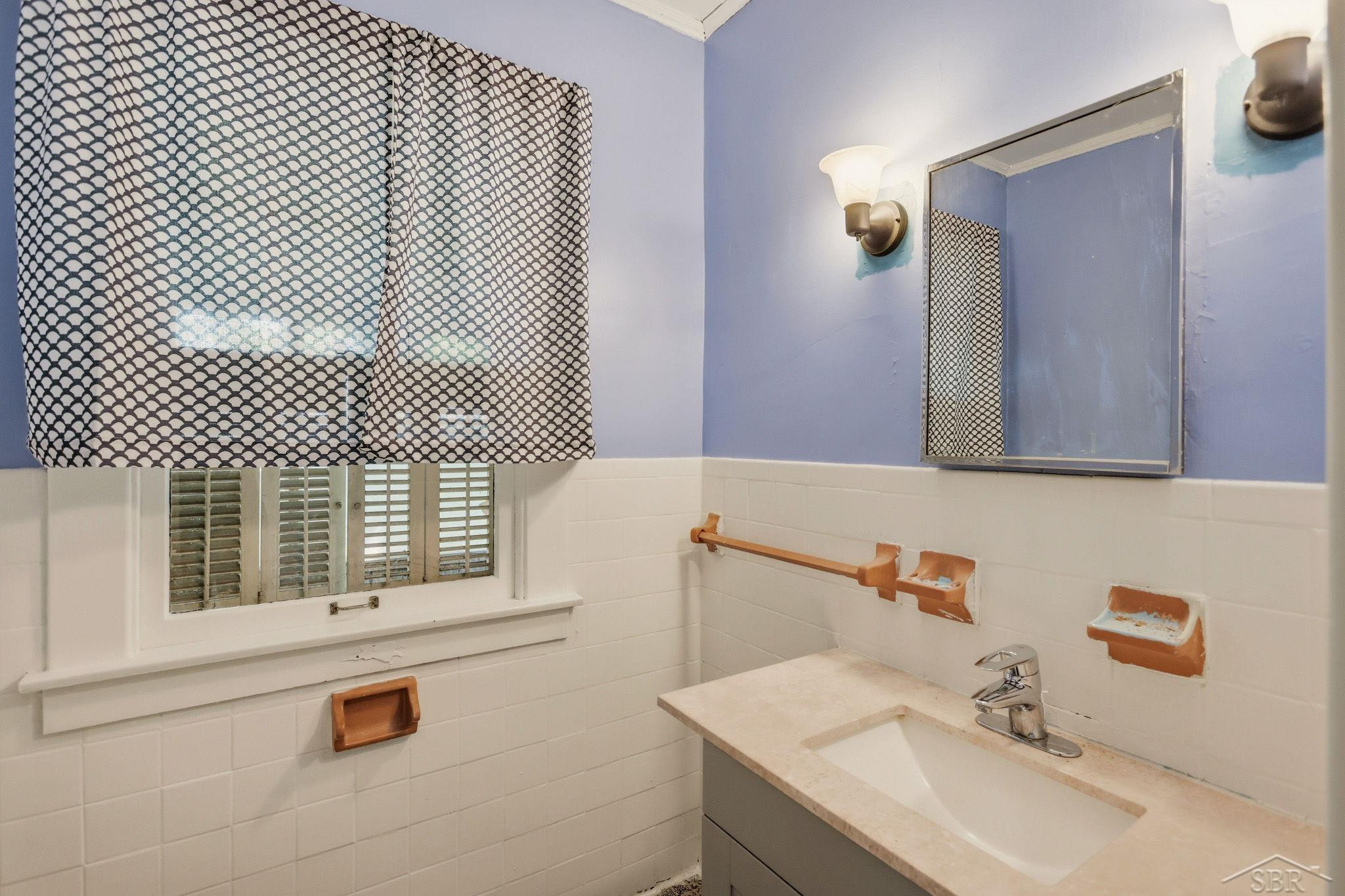 614 Madison Street, Saginaw, MI 48602 — Photo 22