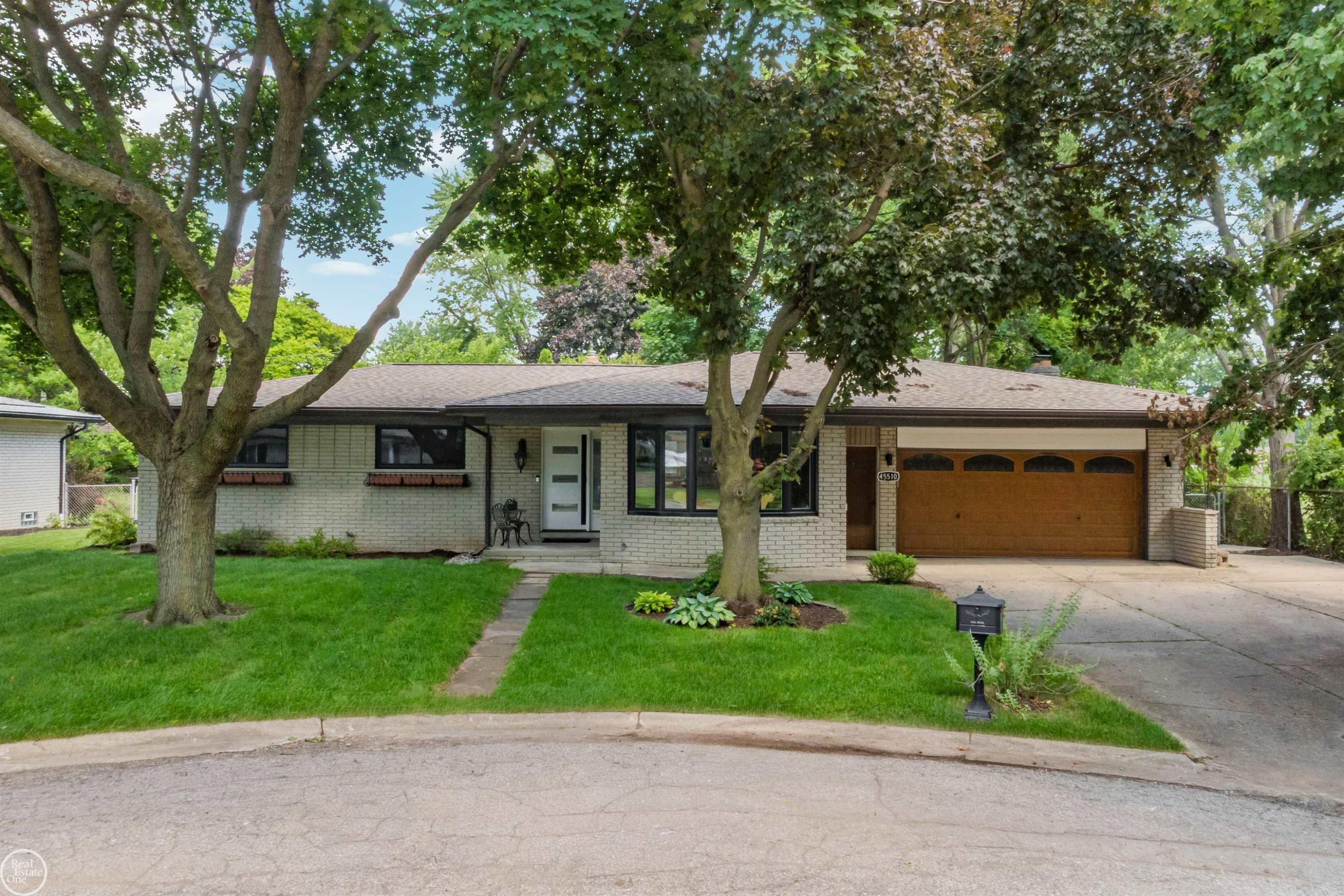 45510 Louise Court, Utica, MI 48317 — front exterior