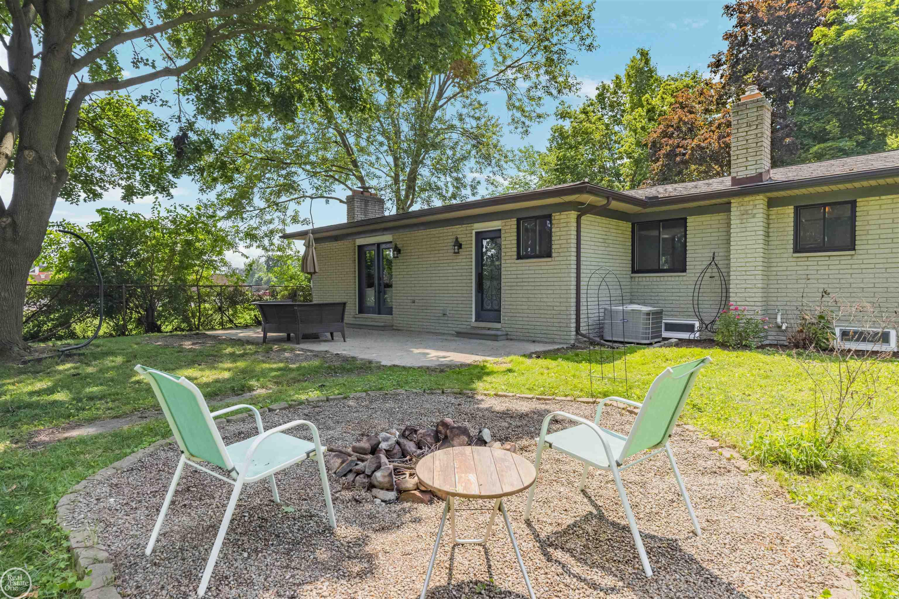 45510 Louise Court, Utica, MI 48317 — Photo 25