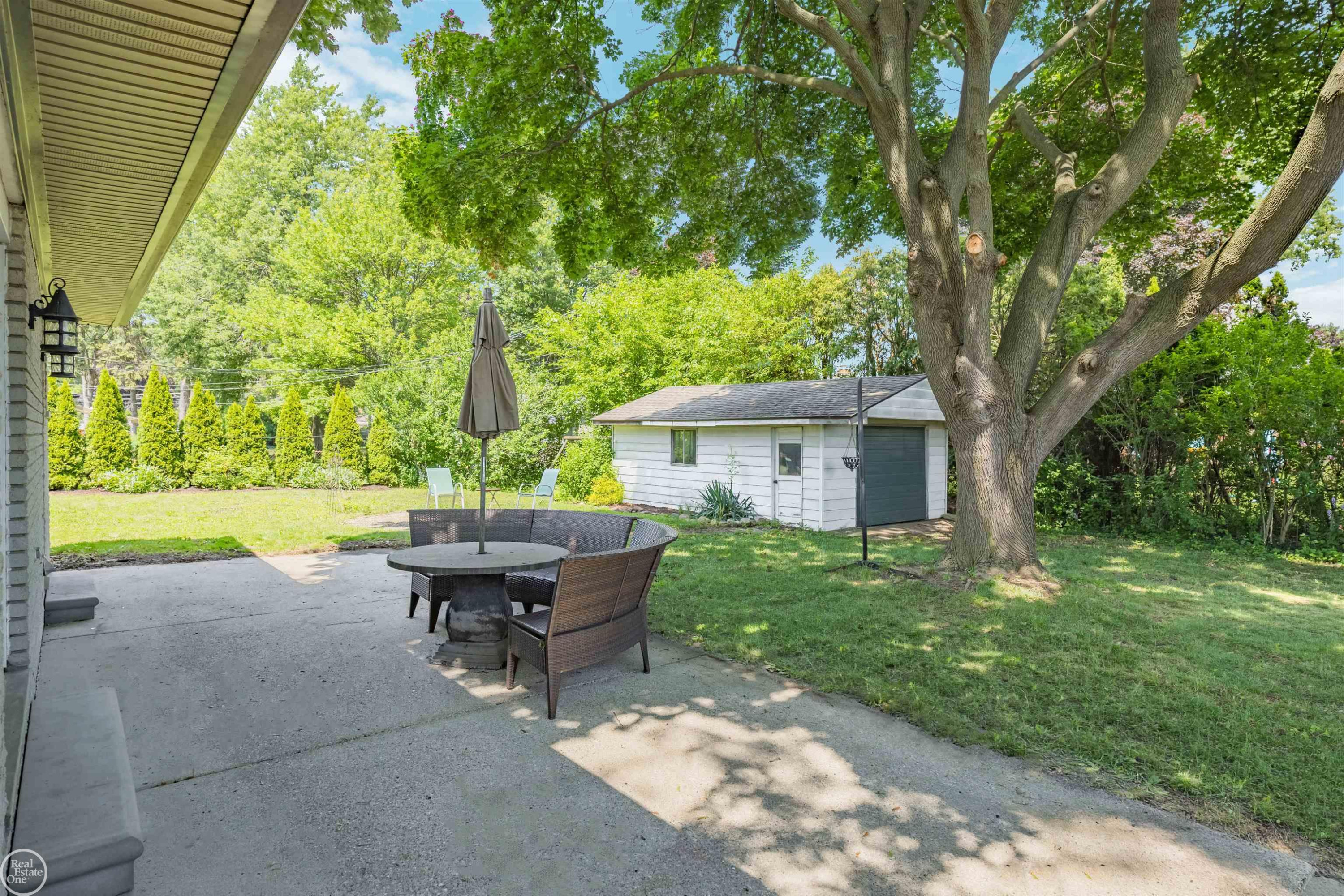45510 Louise Court, Utica, MI 48317 — Photo 26