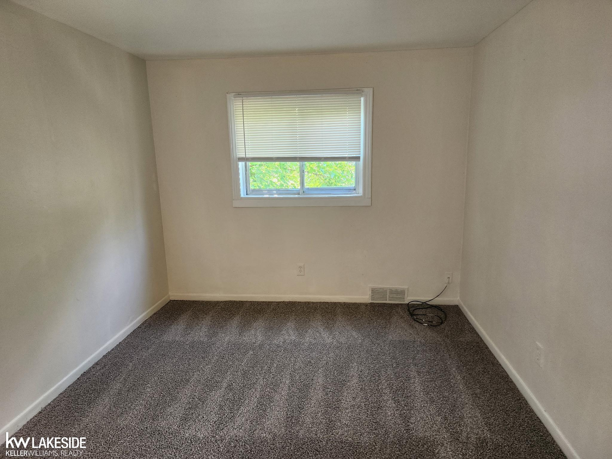 8158 Westminster Avenue, Warren, MI 48089 — Photo 7