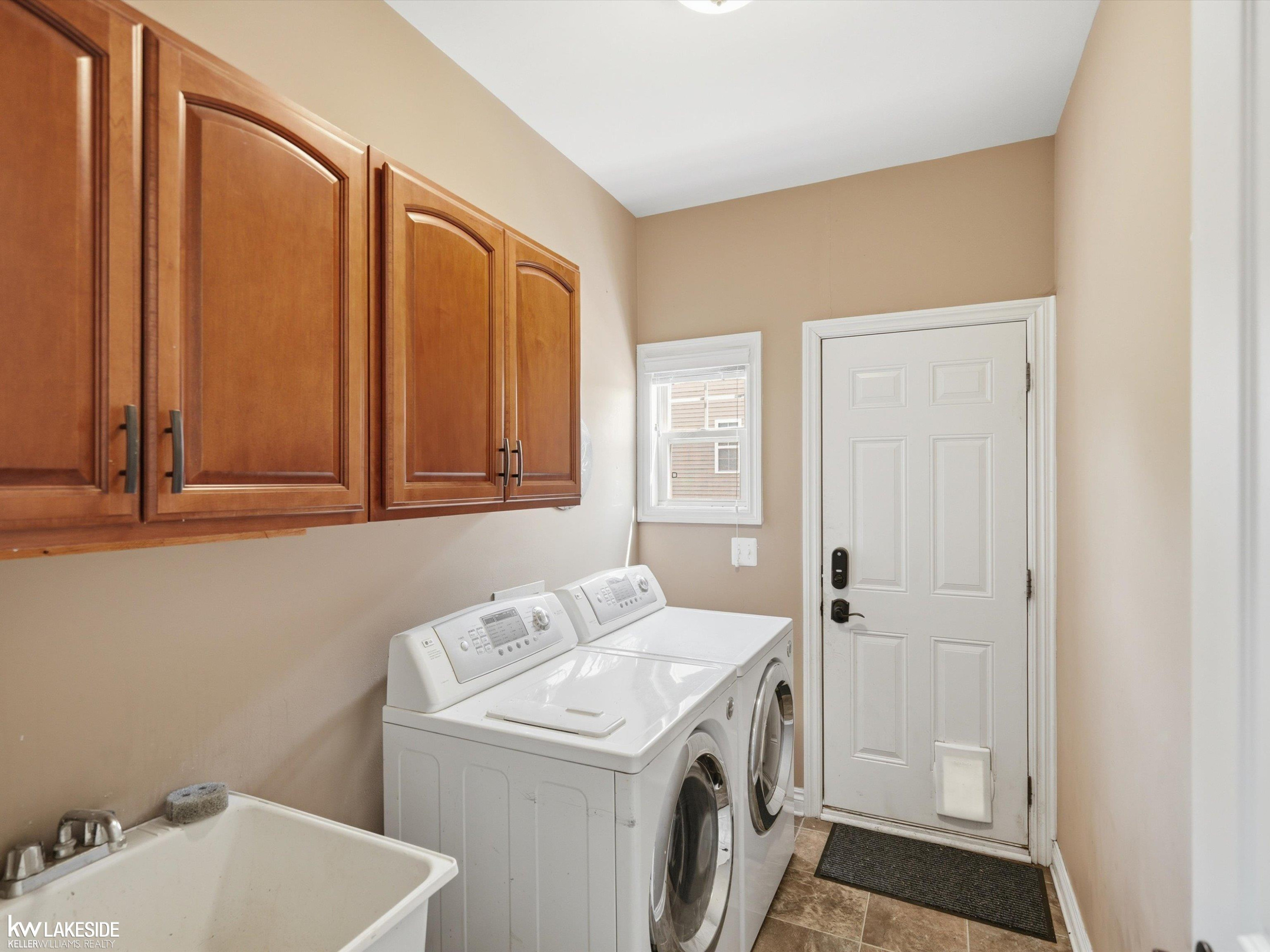 25346 Stanley Lane, South Lyon, MI 48178 — Photo 20
