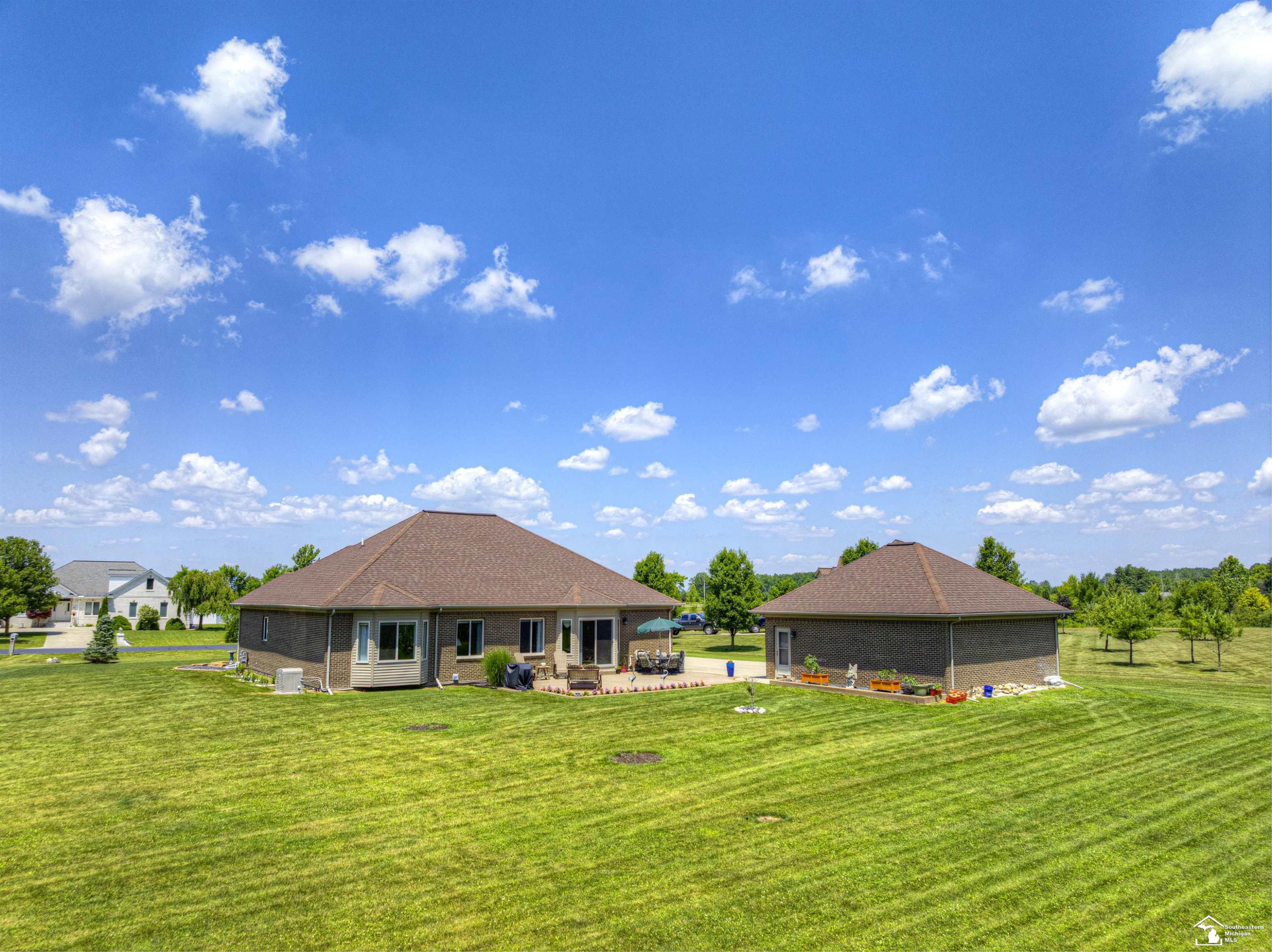 9539 Lazy Oak Drive, Carleton, MI 48117 — Photo 44