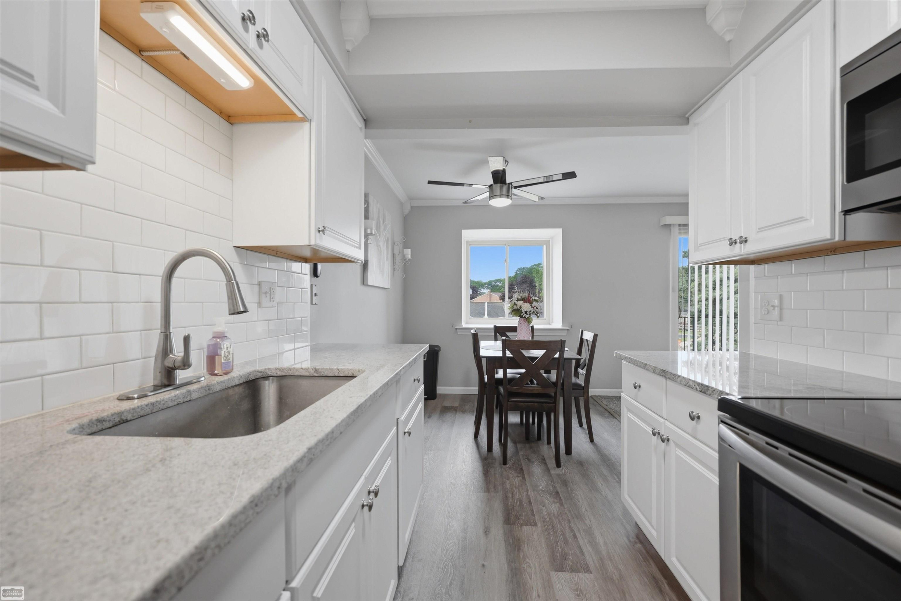 532 Riviera Drive, 177, Saint Clair Shores, MI 48080 — Photo 5
