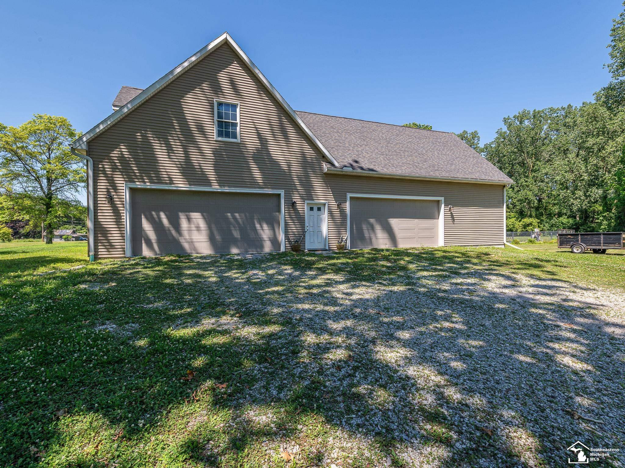 8340 Adler Road, Lambertville, MI 48144 — Photo 9