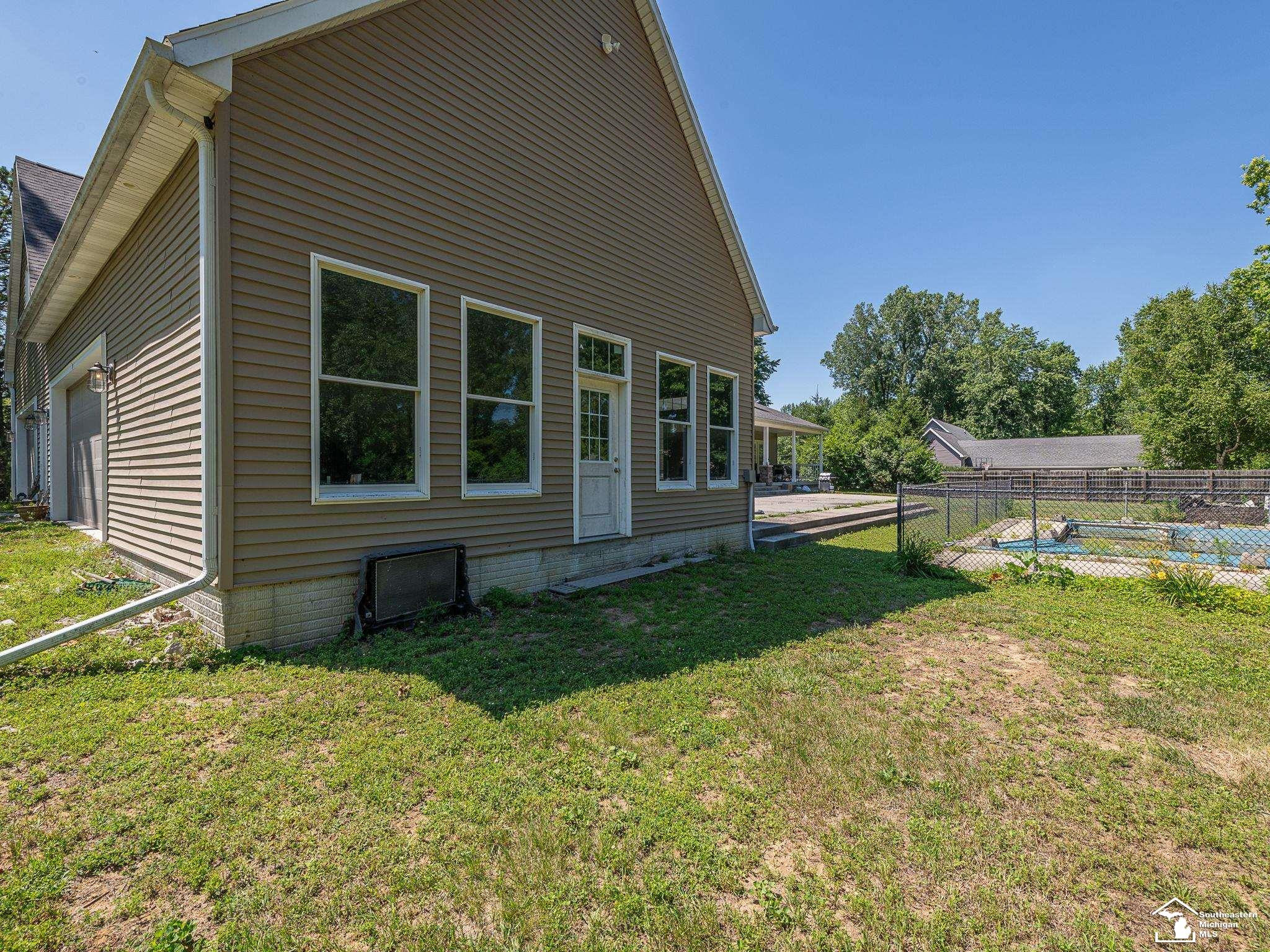 8340 Adler Road, Lambertville, MI 48144 — Photo 11